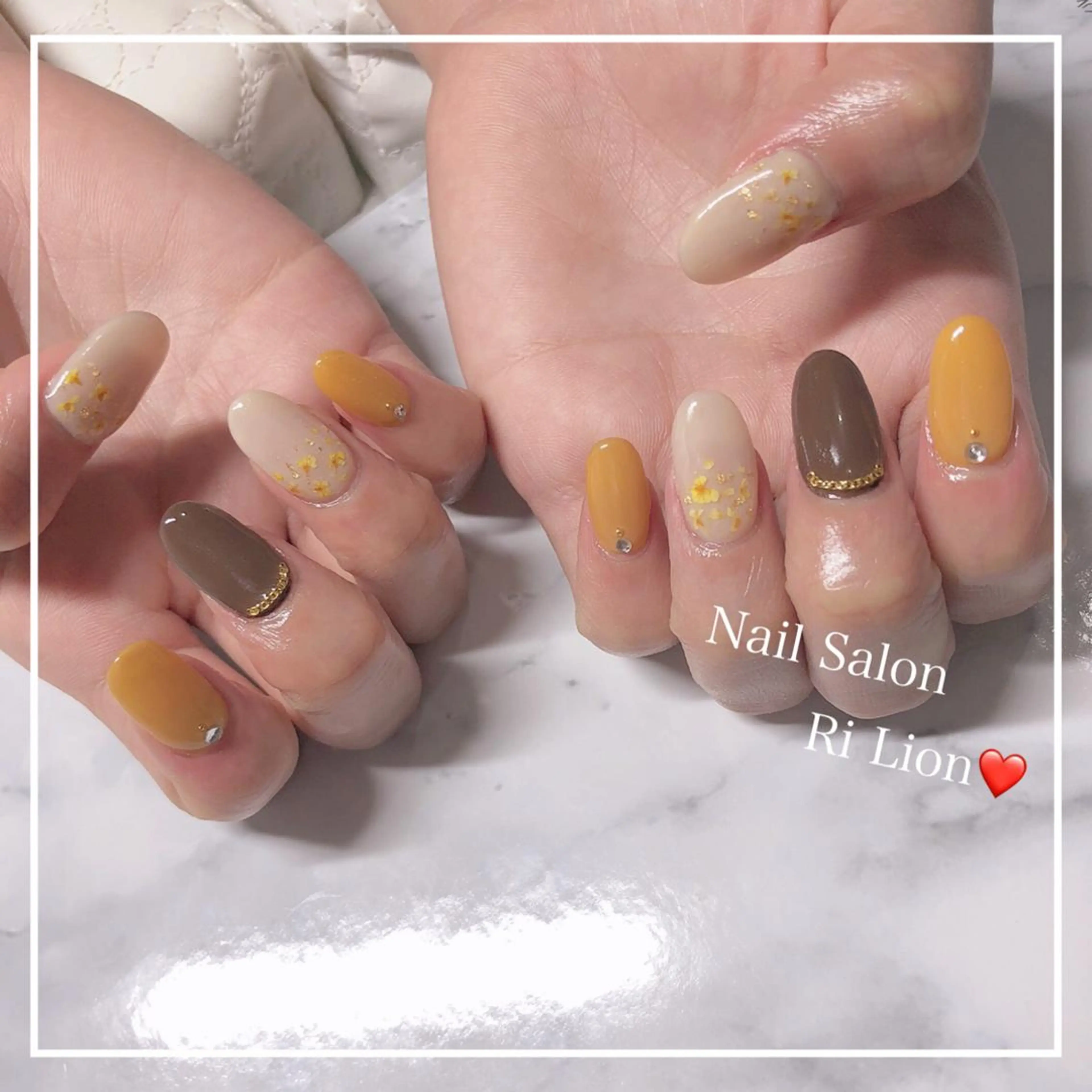 ネイル RiLion💗 Risa🦋💜のネイルデザイン