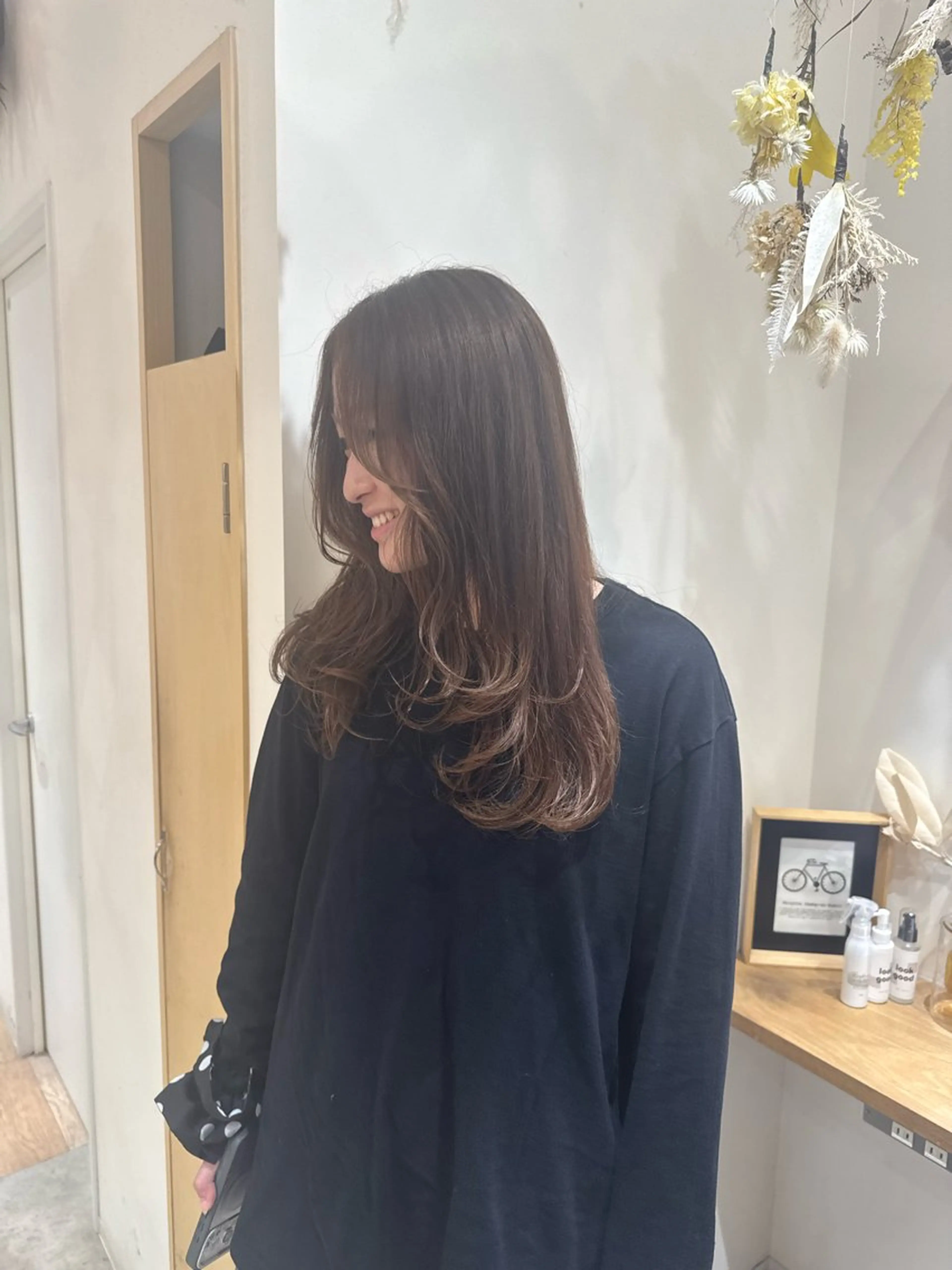 ロング 韓国風ヘア レイヤーカット ロング 小顔カット カット ヘアカラー 景山 きずなのヘアスタイル