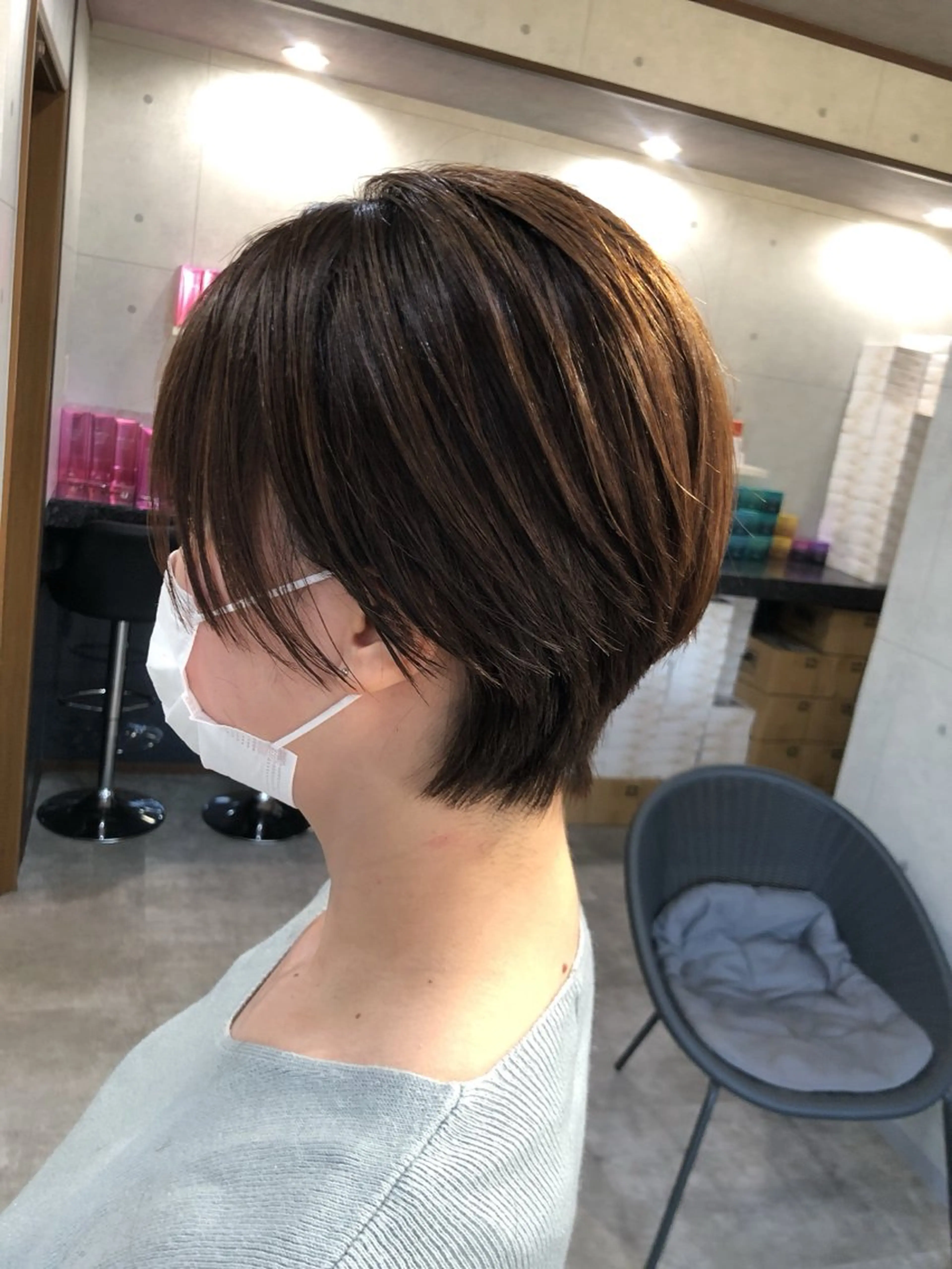 ショート ボブ くびれヘア くせ毛 髪質改善 切りっぱなしロブ カット ヘアカラー REVE美容室 REVEマツエクのヘアスタイル