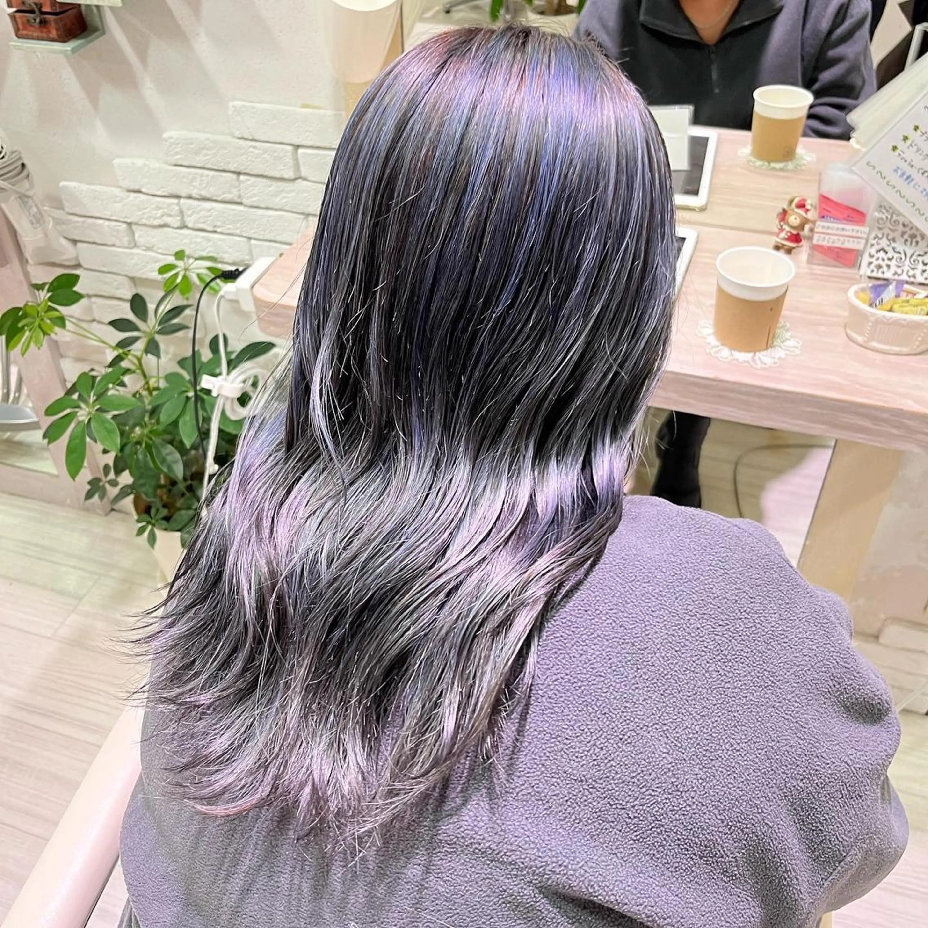 カラー ハイライトカラー カット ヘアカラー トリートメント 坂口 愛のヘアスタイル
