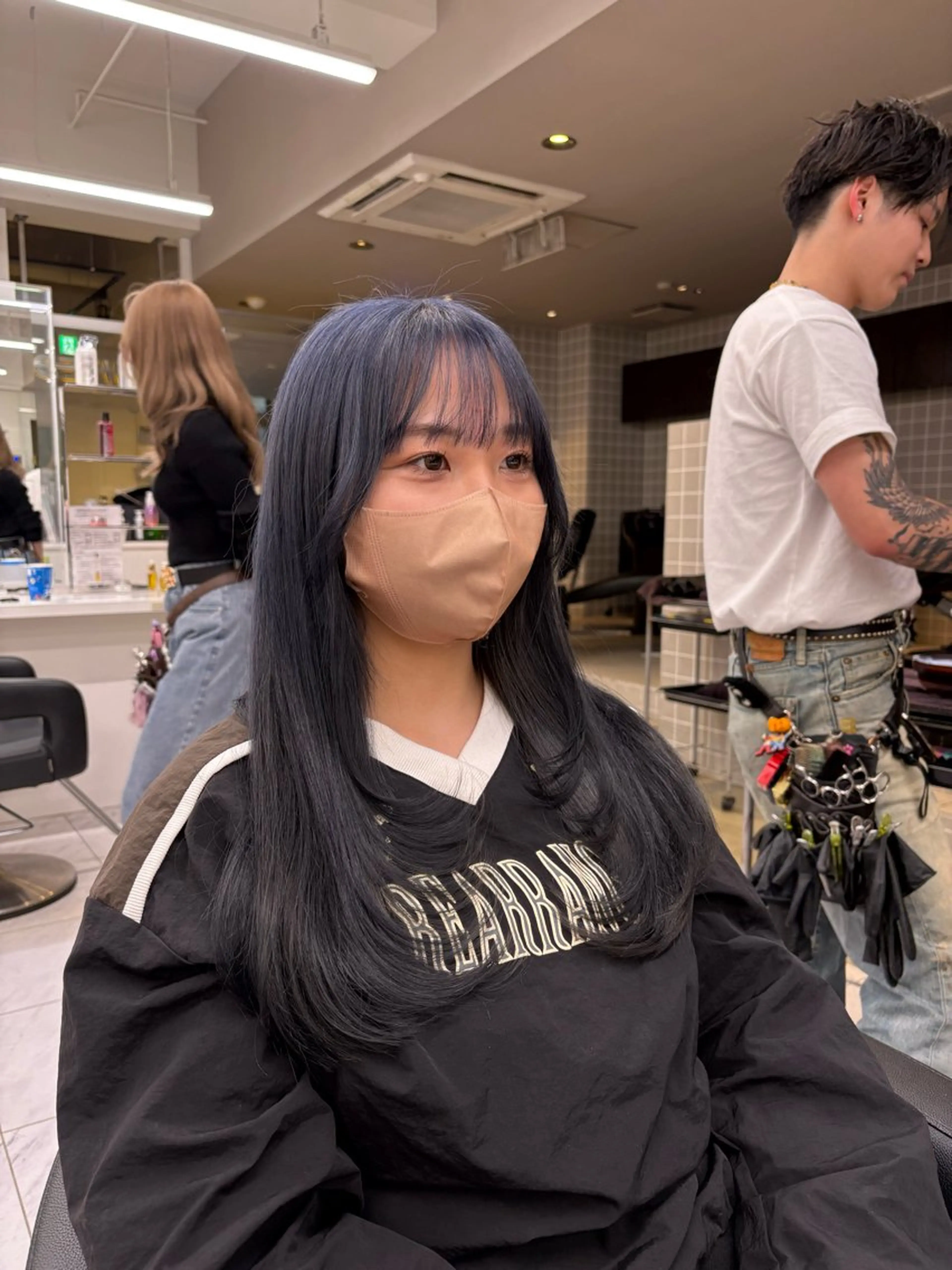 カラー ヘアカラー トリートメント 透明感ベージュ🤎 ナチュラルレイヤーのヘアスタイル