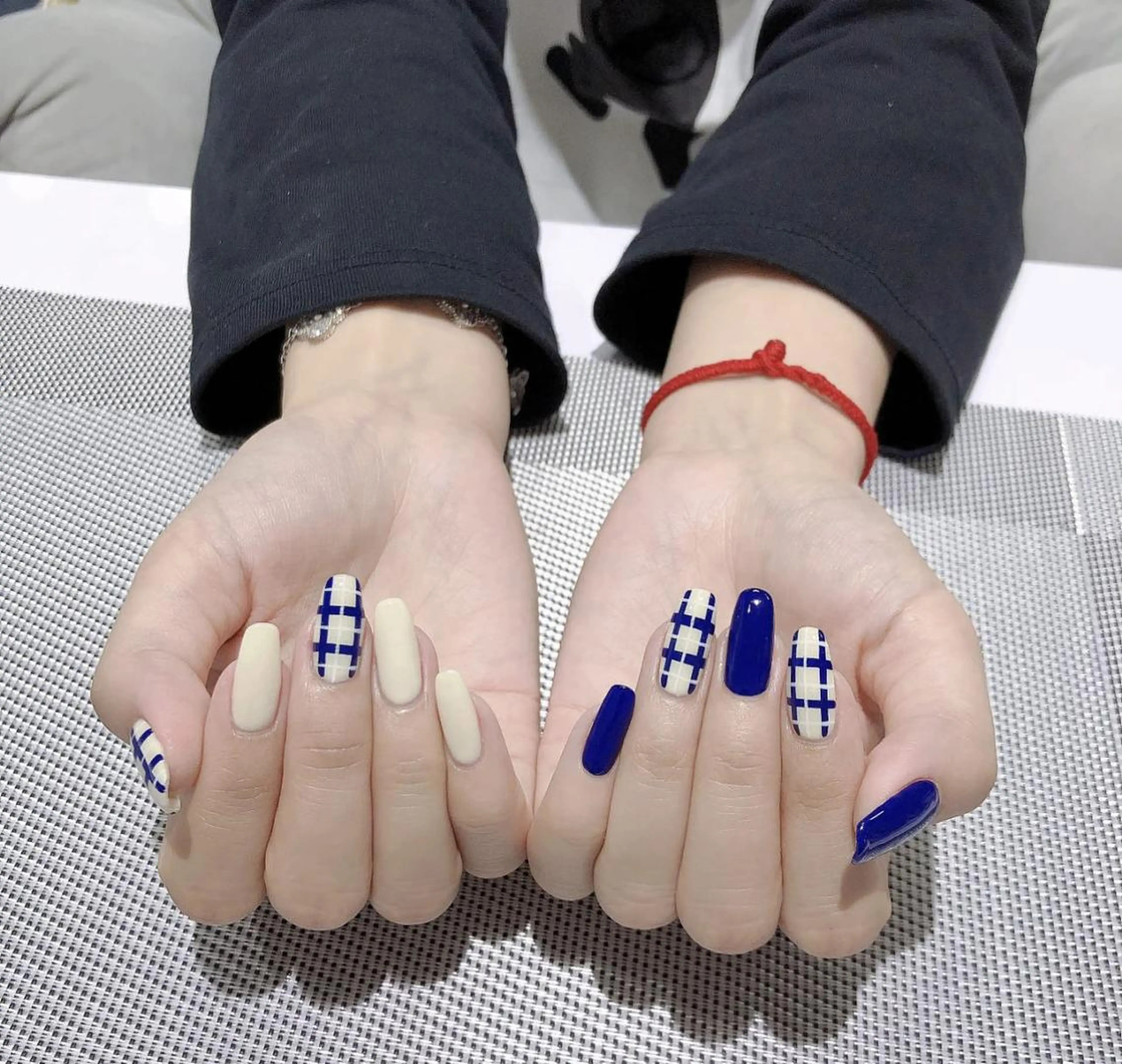 ネイル アートネイル 長さ出し ネイルチップ Queens ひなのネイルデザイン