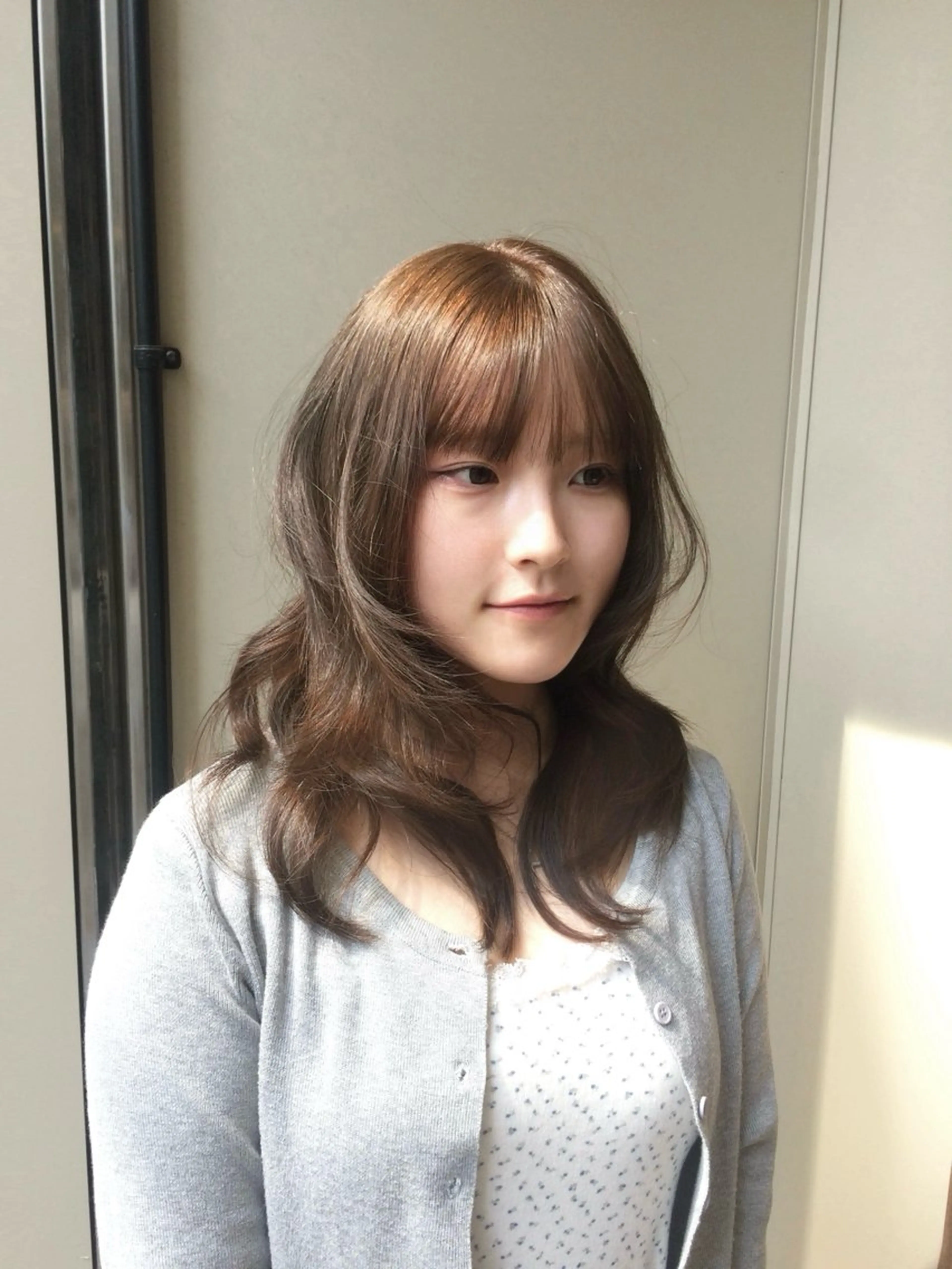 カラー ベージュカラー ダブルカラー オリーブベージュ ワカ /暖色カラー/ネイルのヘアスタイル