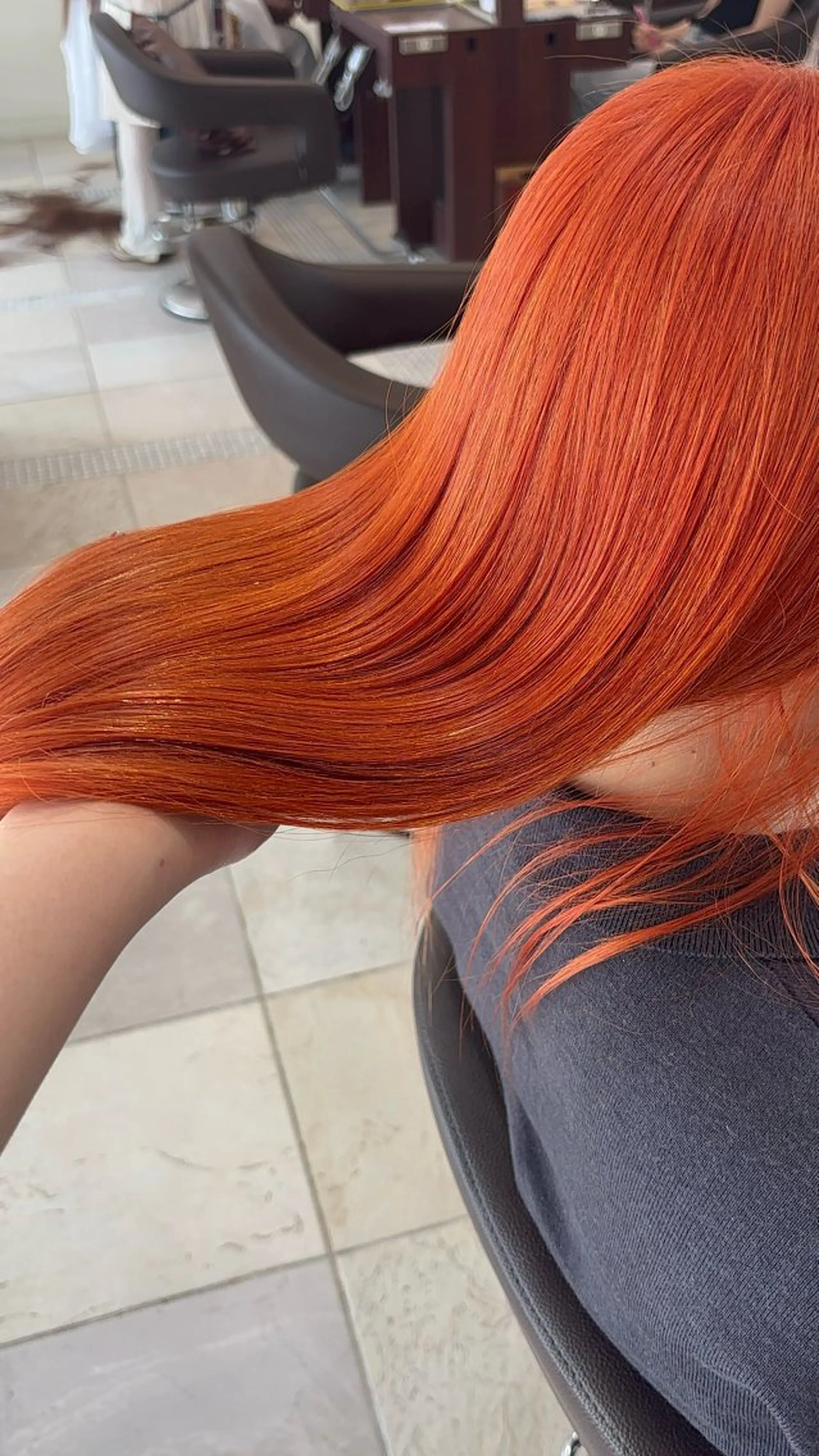 ロング カラー ヘアカラー 【暖色ハイトーン】 HARUNA🌼のヘアスタイル