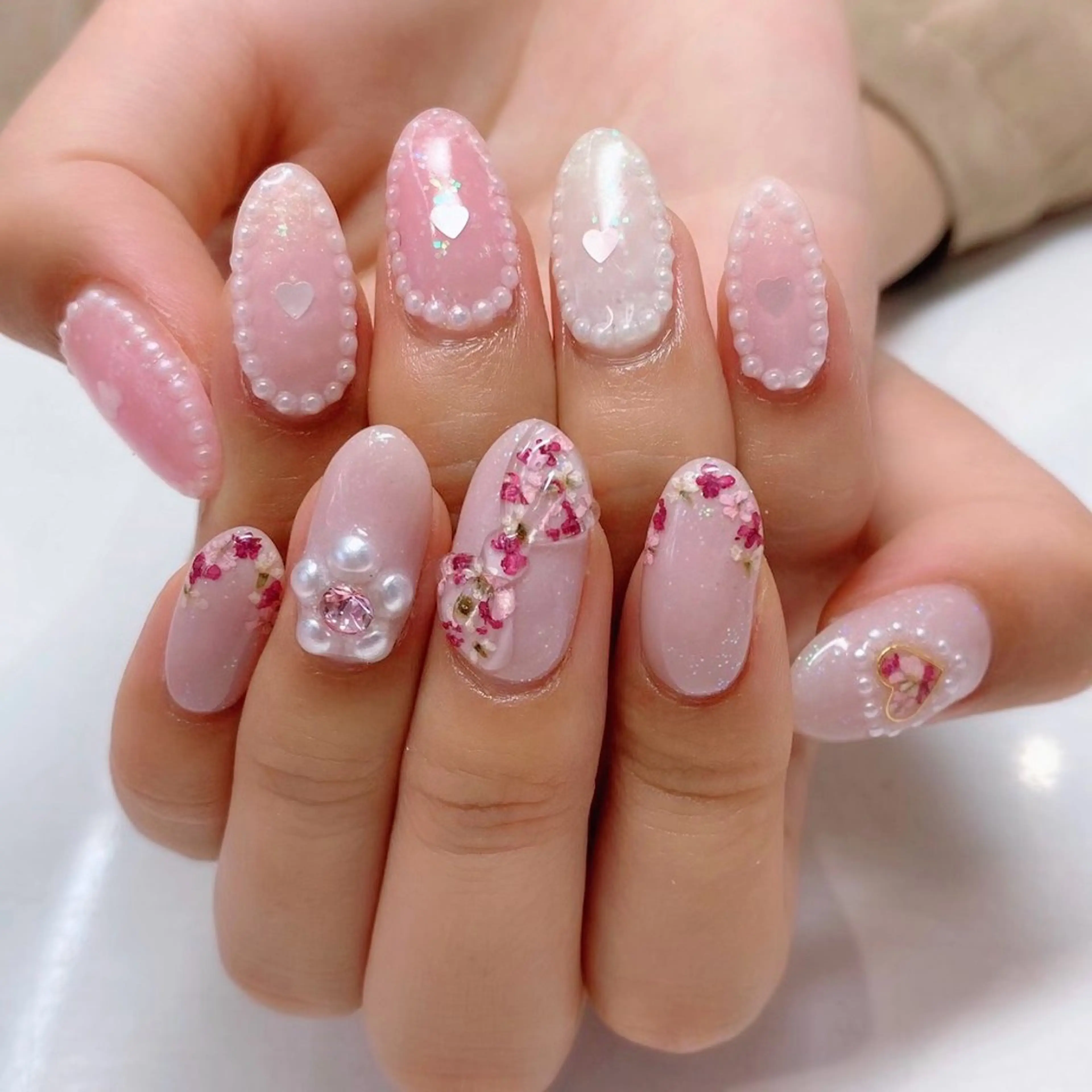 ネイル ガーリー nailland♡ Airiのネイルデザイン