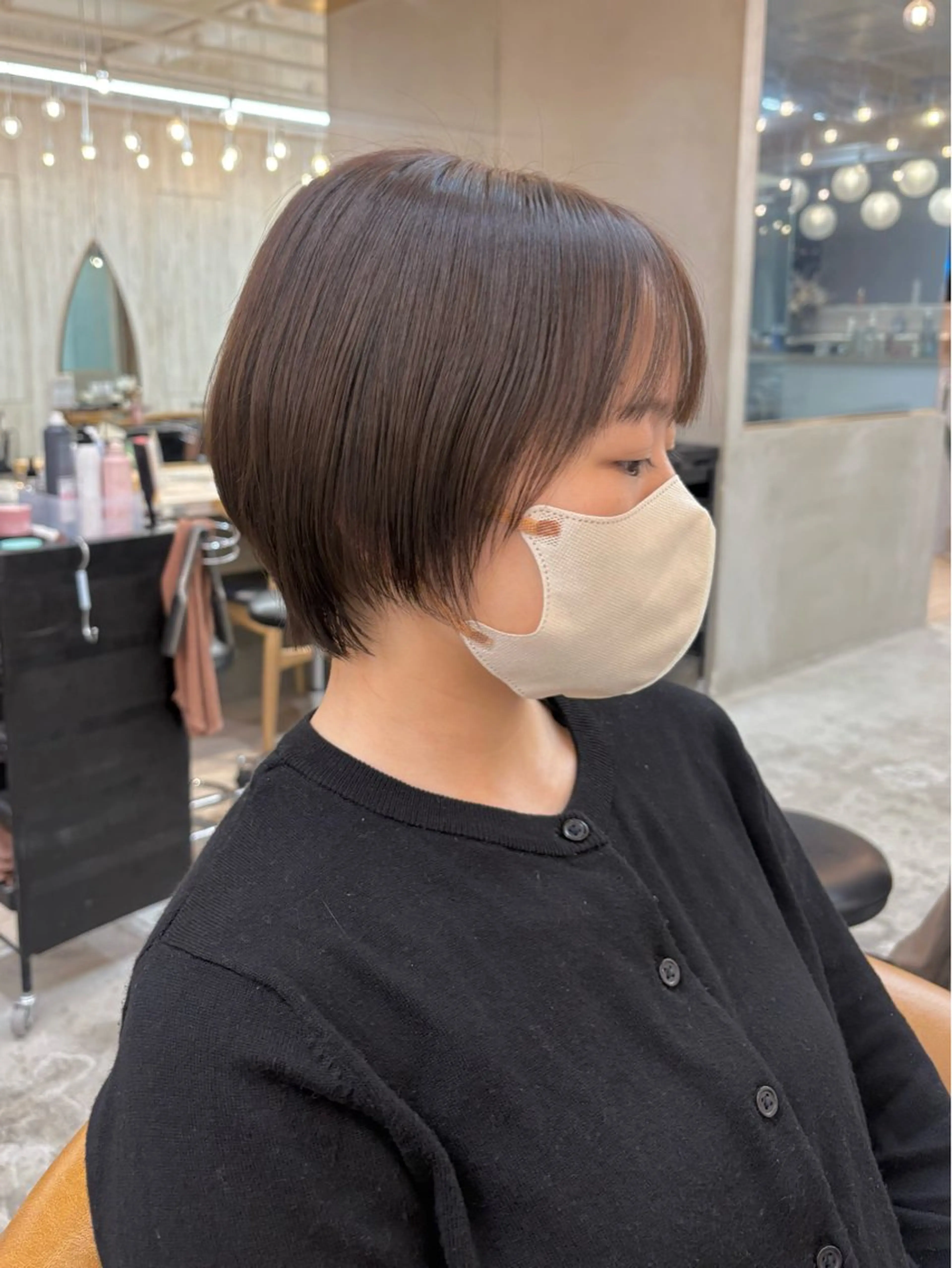 ショート カット ヘアカラー トリートメント オリーブベージュ/シ ョートボブたまき🧡のヘアスタイル