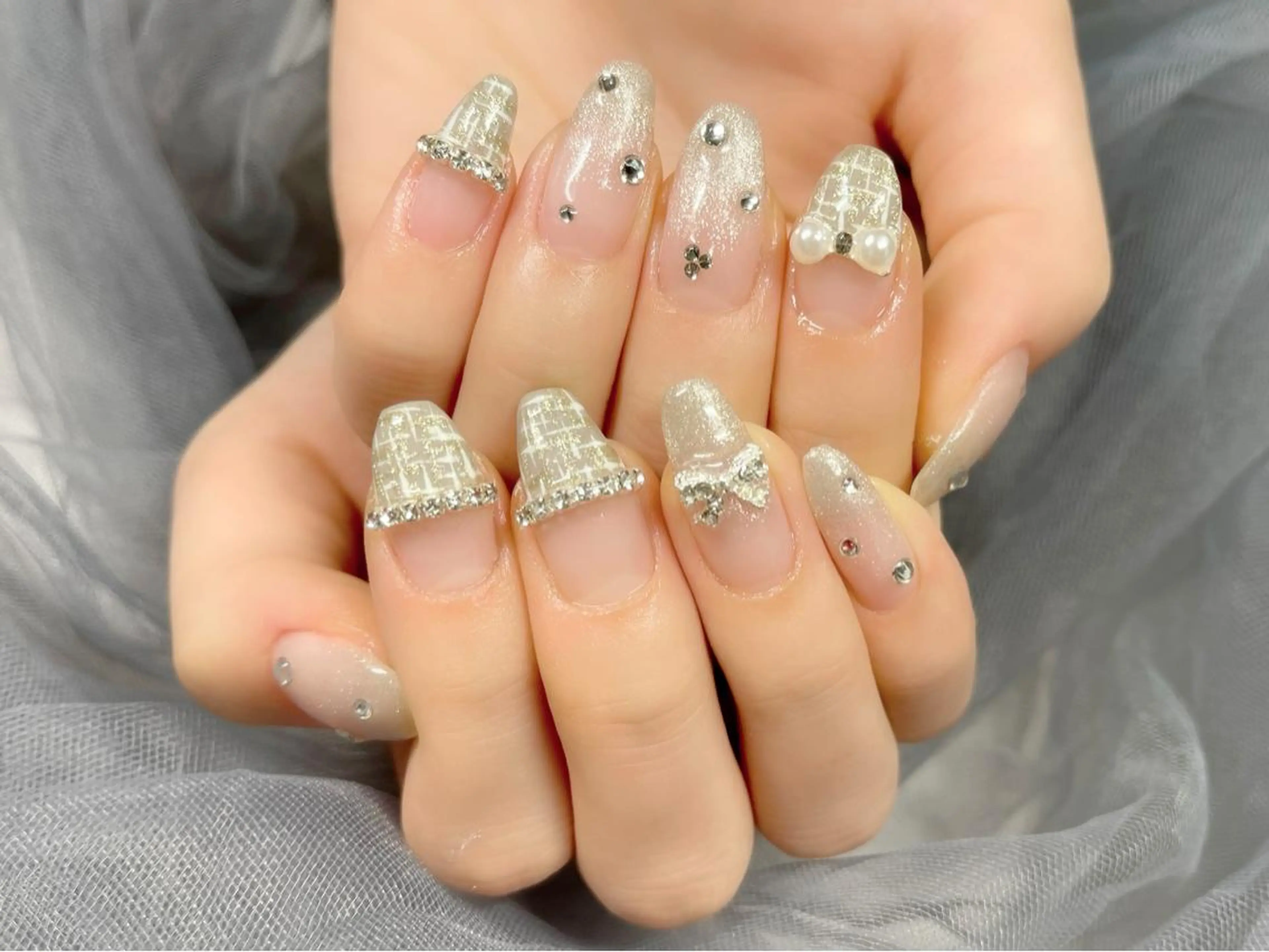 ネイル キラキラネイル ハンドネイル Nail Salon KURELLYのネイルデザイン