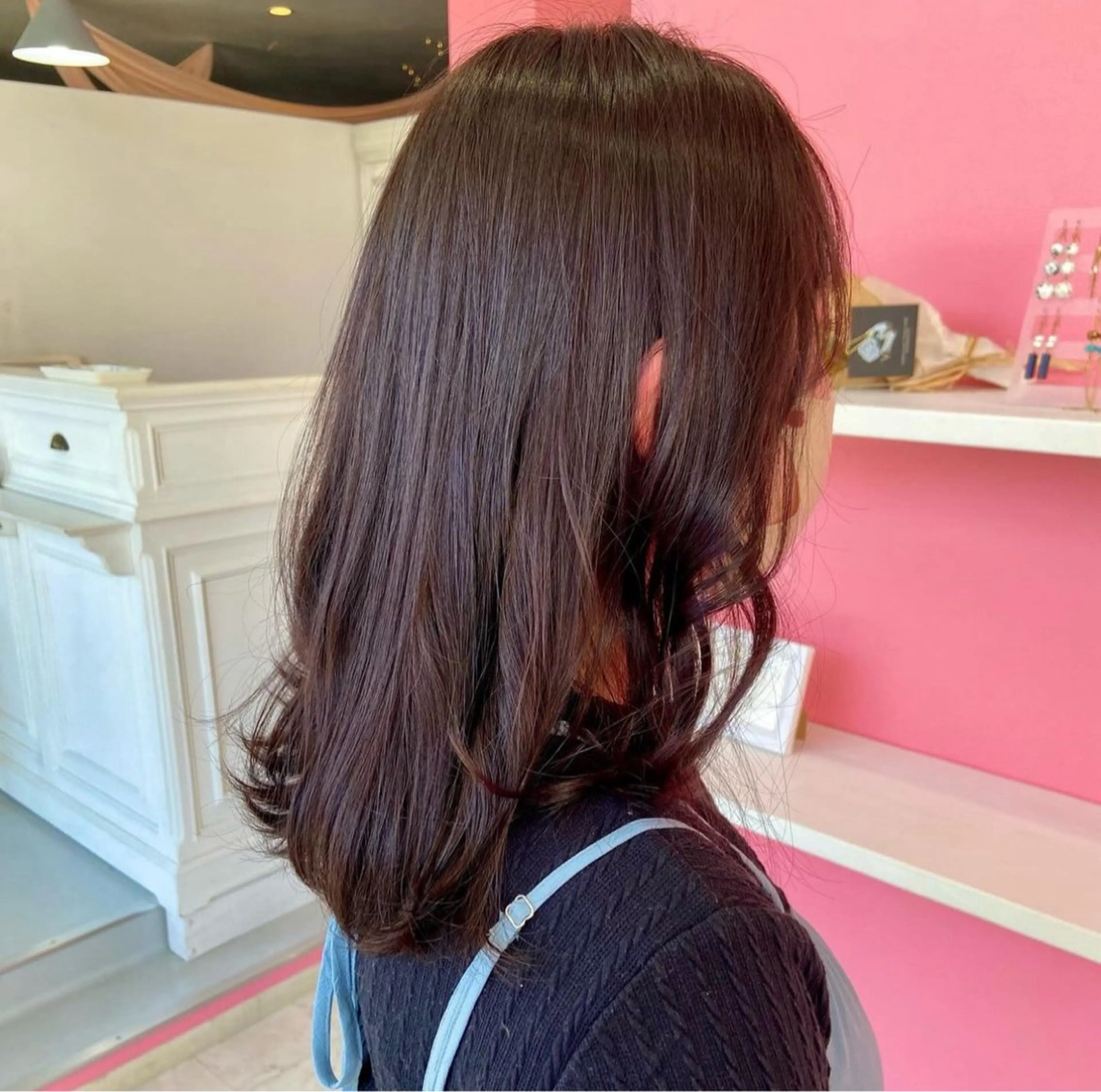 カラー yulf ユルフのヘアスタイル
