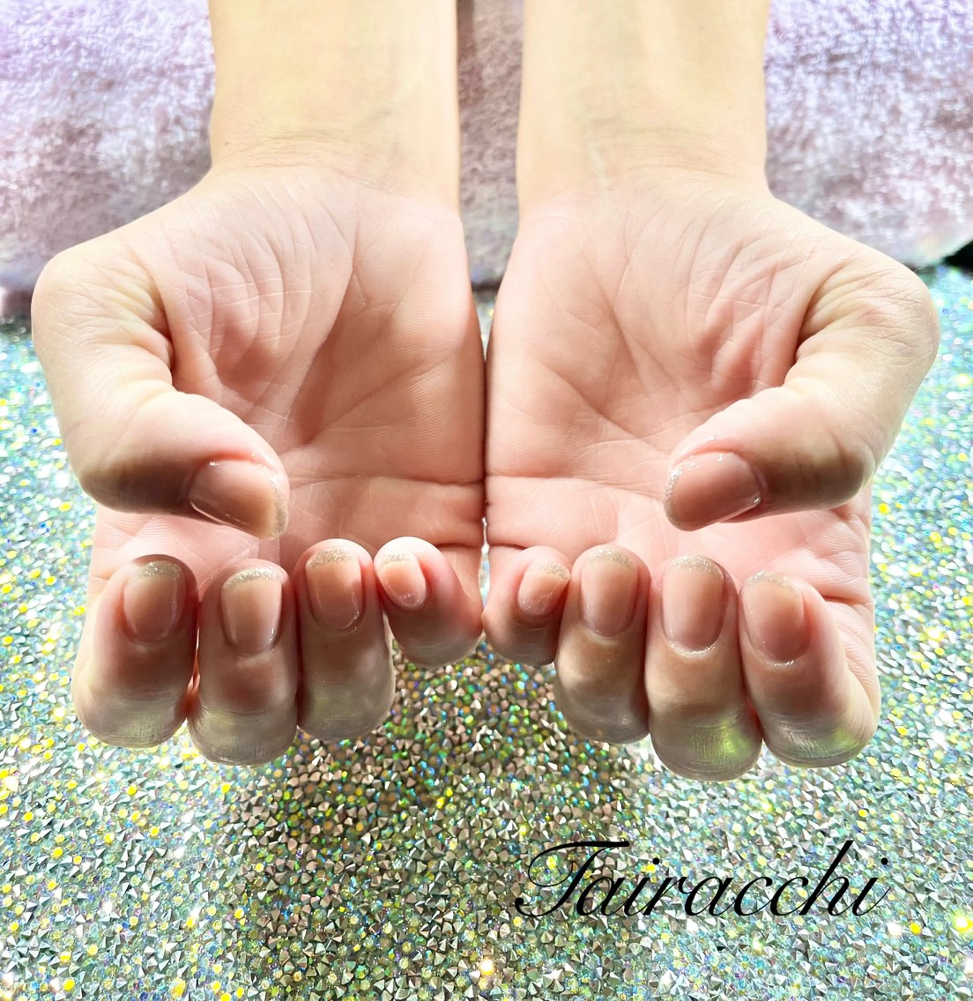 ネイル フレンチネイル キラキラネイル シルバー シンプルネイル ハンドネイル Tairacchi タイラッチのネイルデザイン