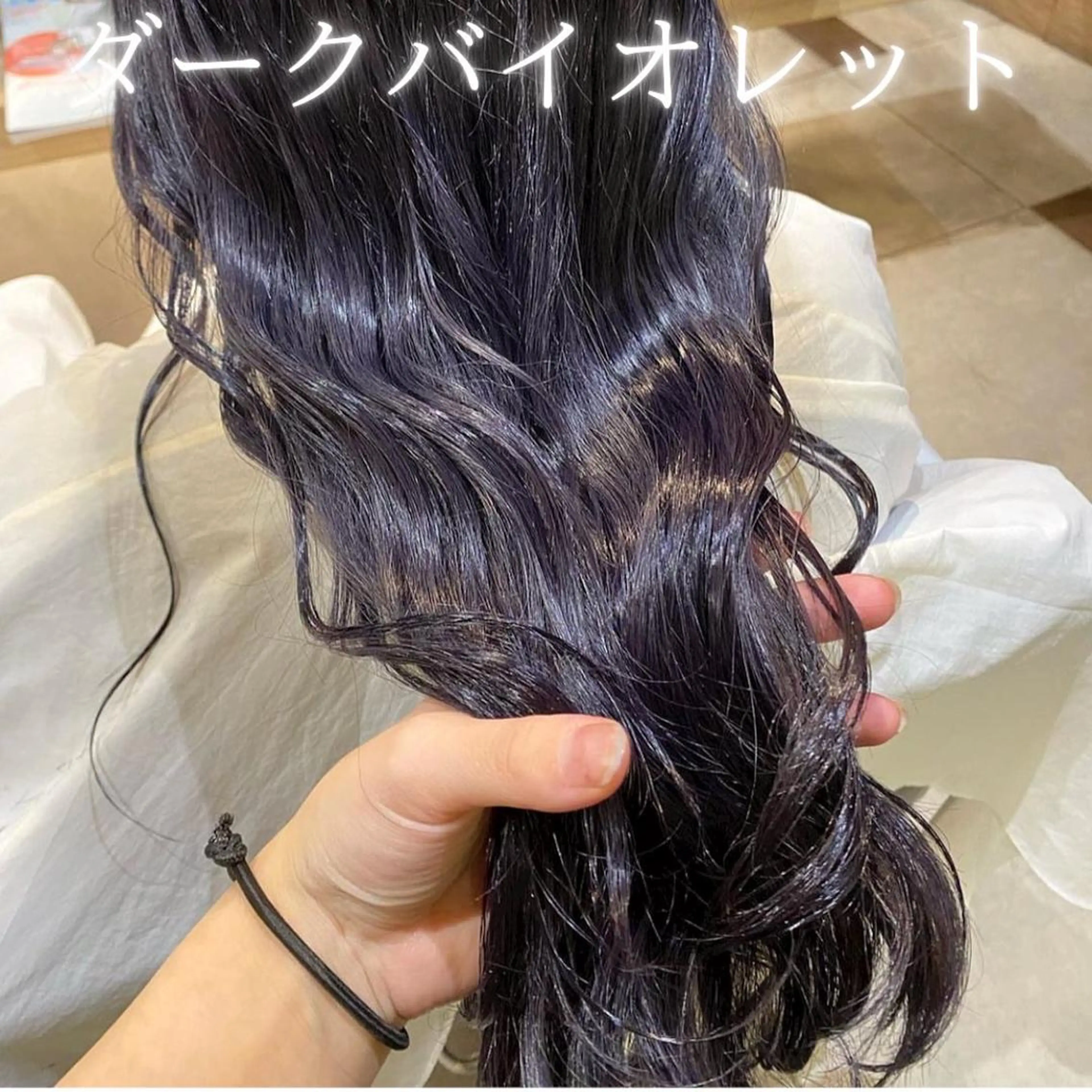 ロング カラー アッシュ 透明感カラー グラデーションカラー ハイライトカラー インナーカラー ヘアカラー 川越 輝梨奈のヘアスタイル