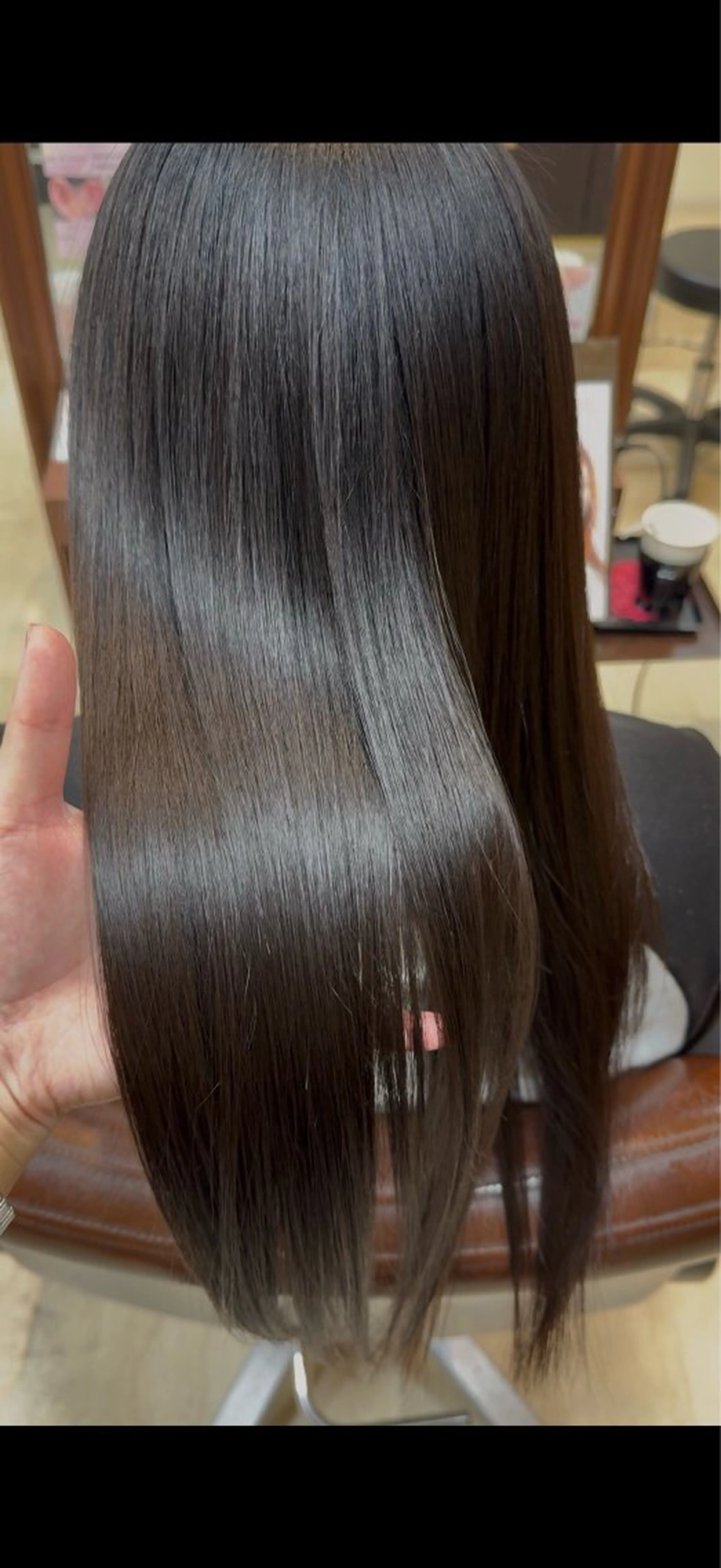 セミロング カット 縮毛矯正 早﨑 映天のヘアスタイル