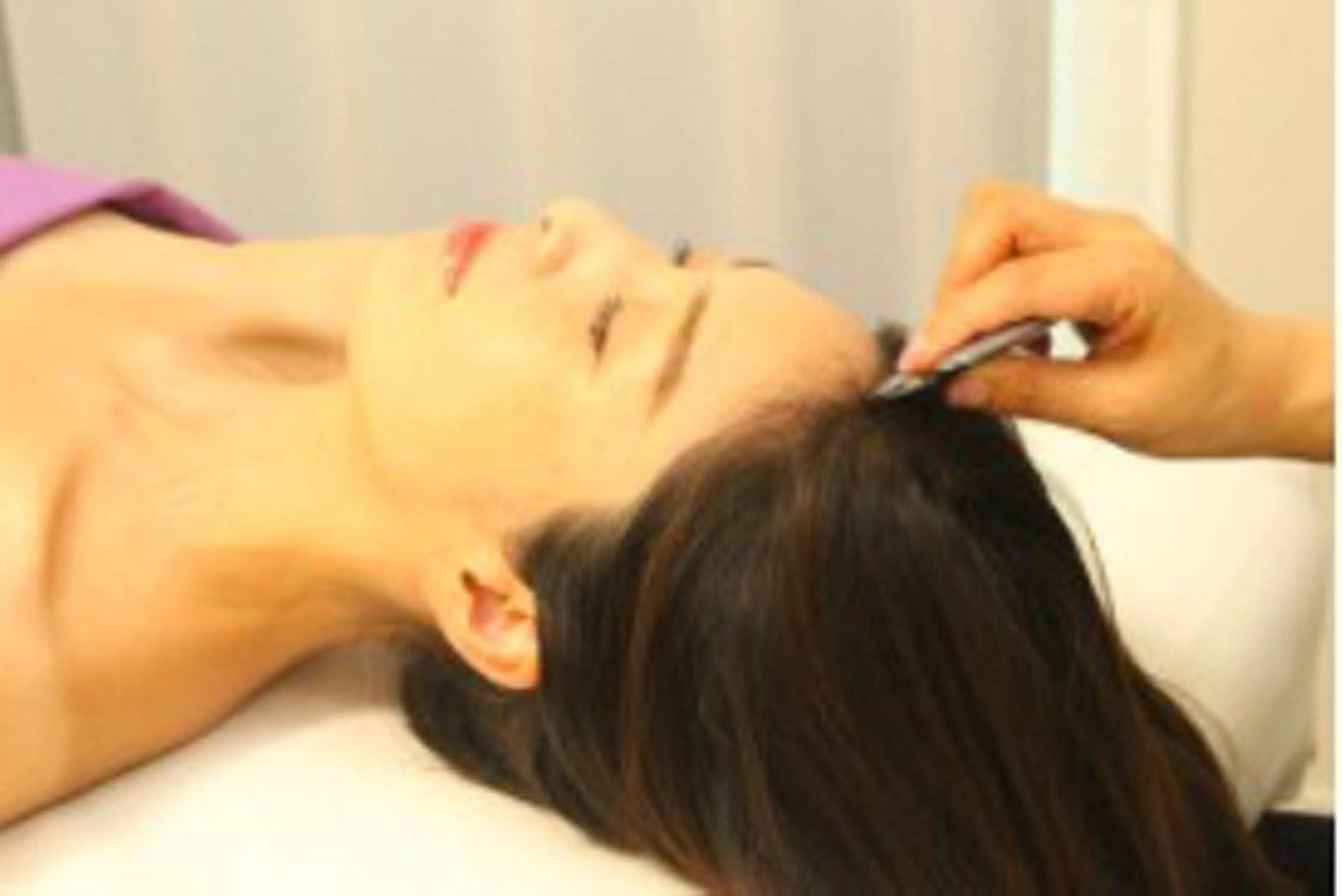 口コミ割🈹18,000→13,200円【ヘッド&首〜爪先まで120分】むくみコリ辛い不調の改善♪めぐり改善/リンパの写真