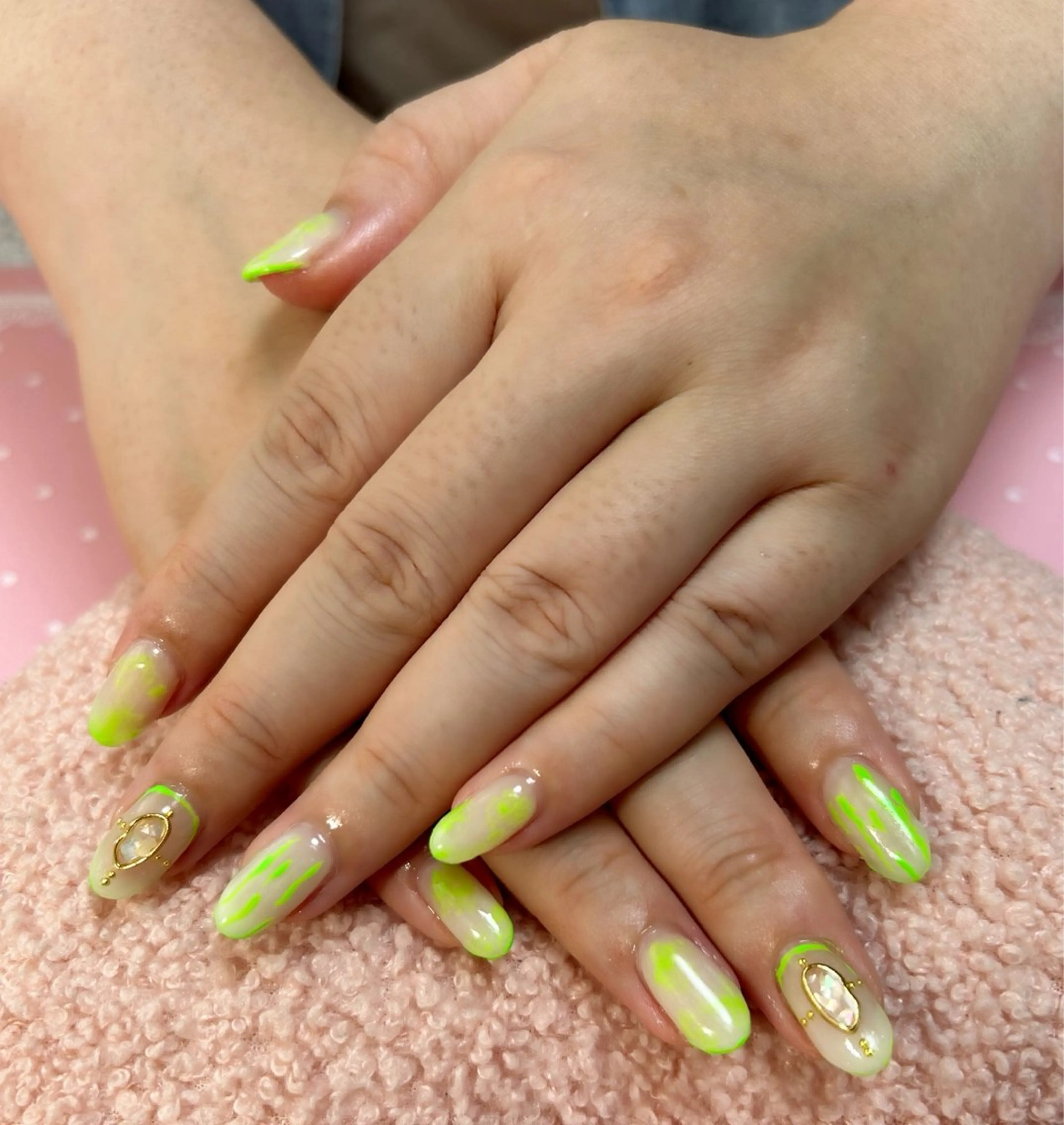 ネイル ＧＬAD グラットのネイルデザイン