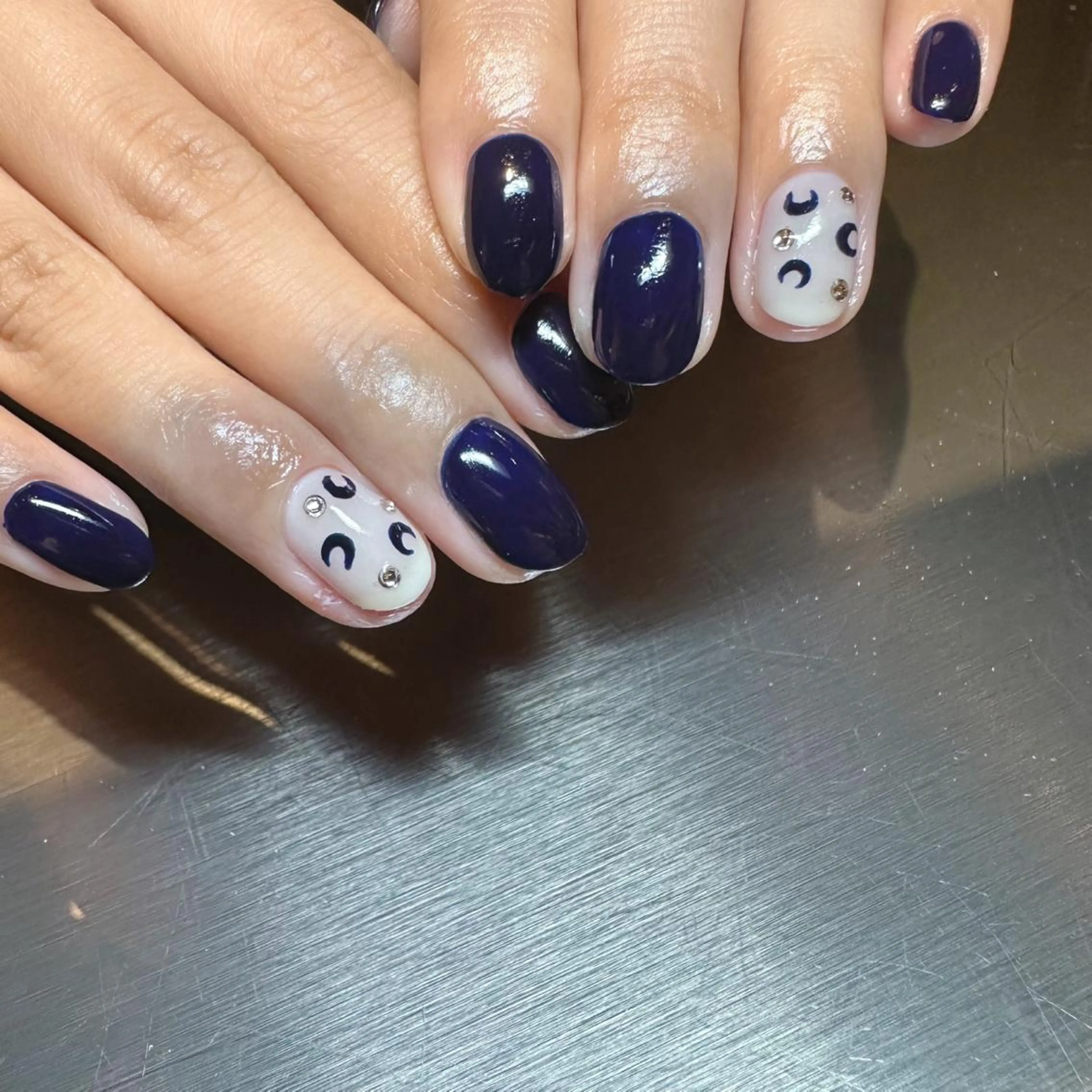 ネイル ROUN'　南 鈴沙のネイルデザイン