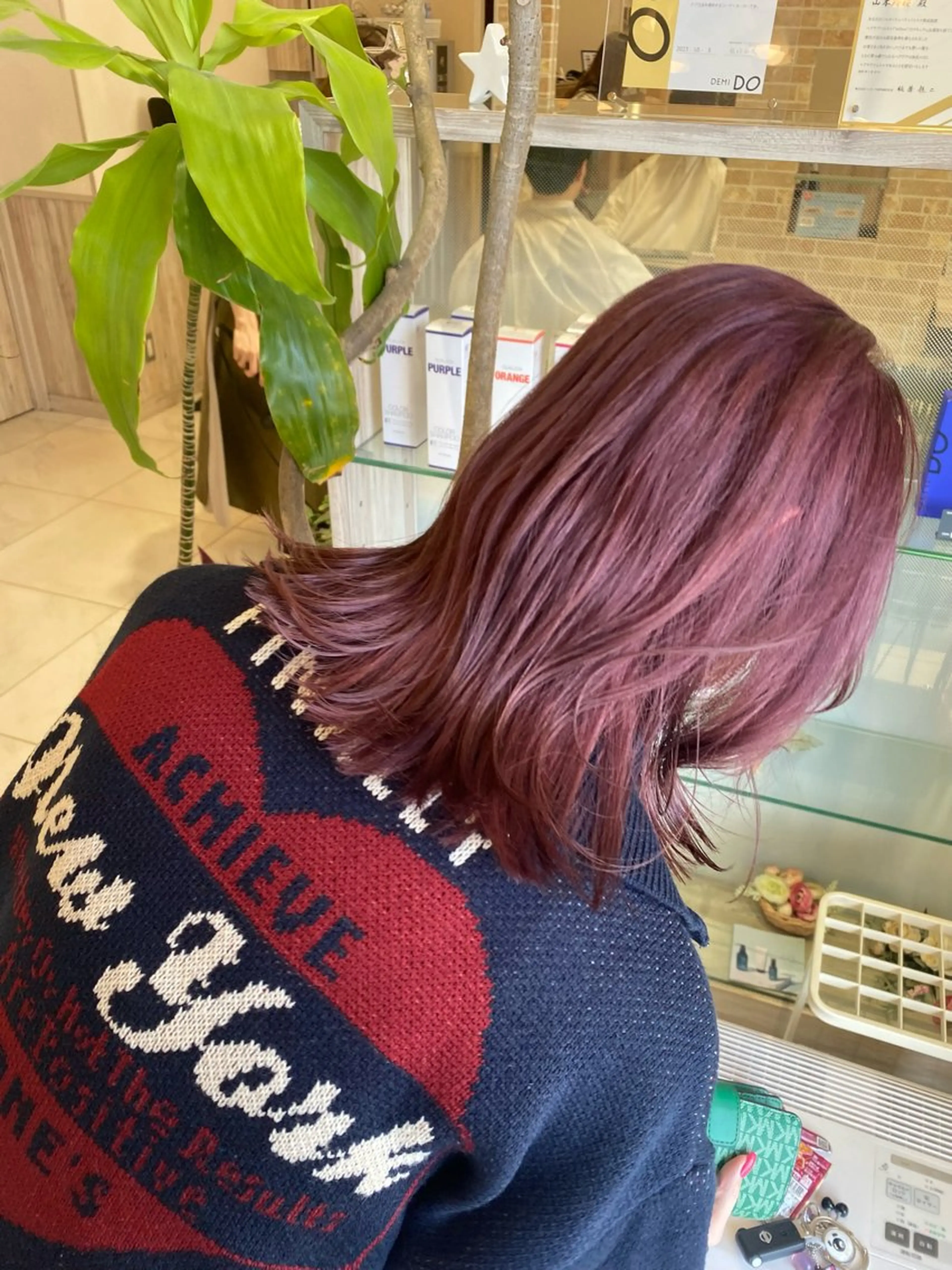 セミロング カラー GRANDEUR やまだかなのヘアスタイル