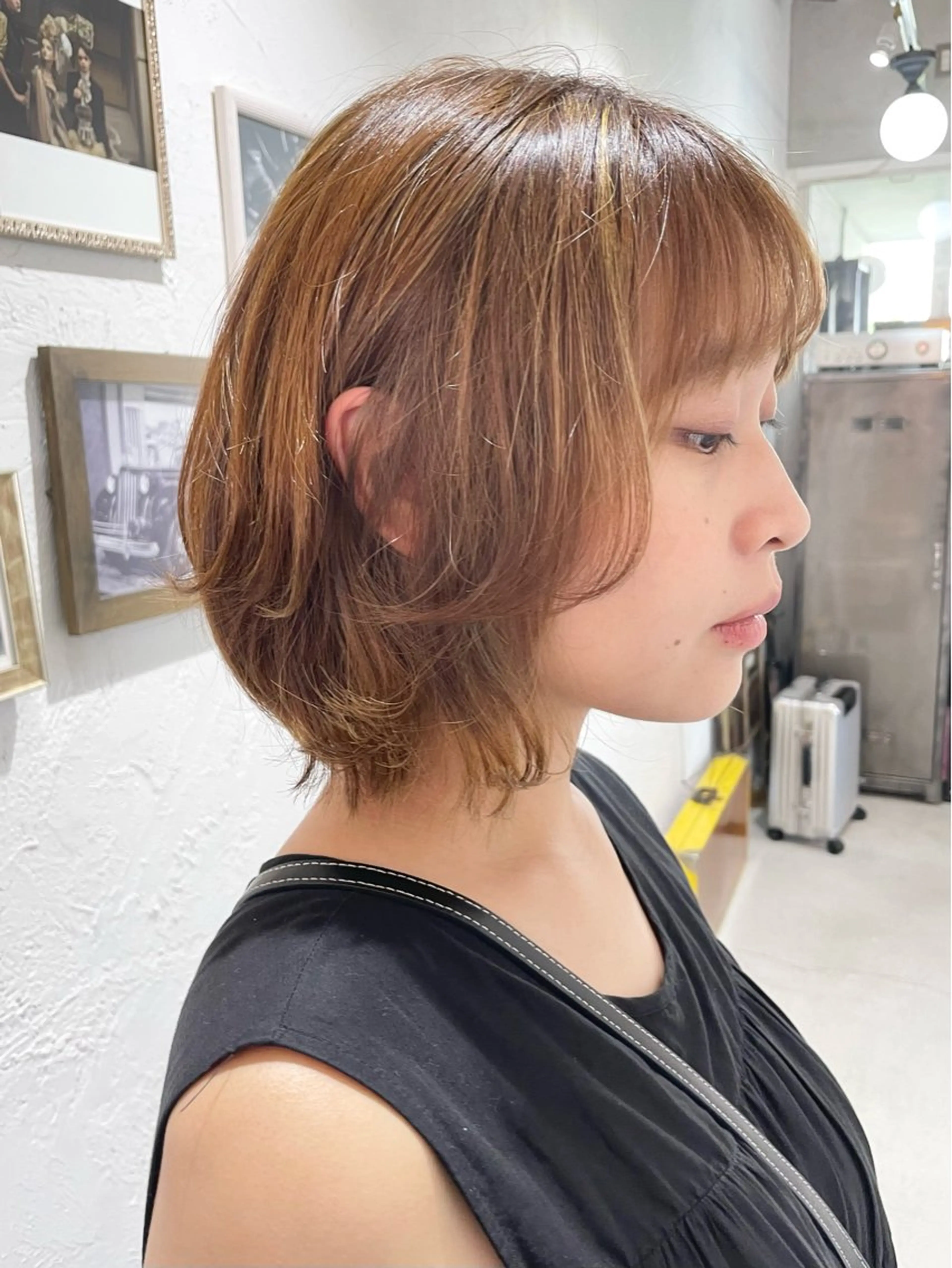 ショート カラー 岡田 恭明のヘアスタイル