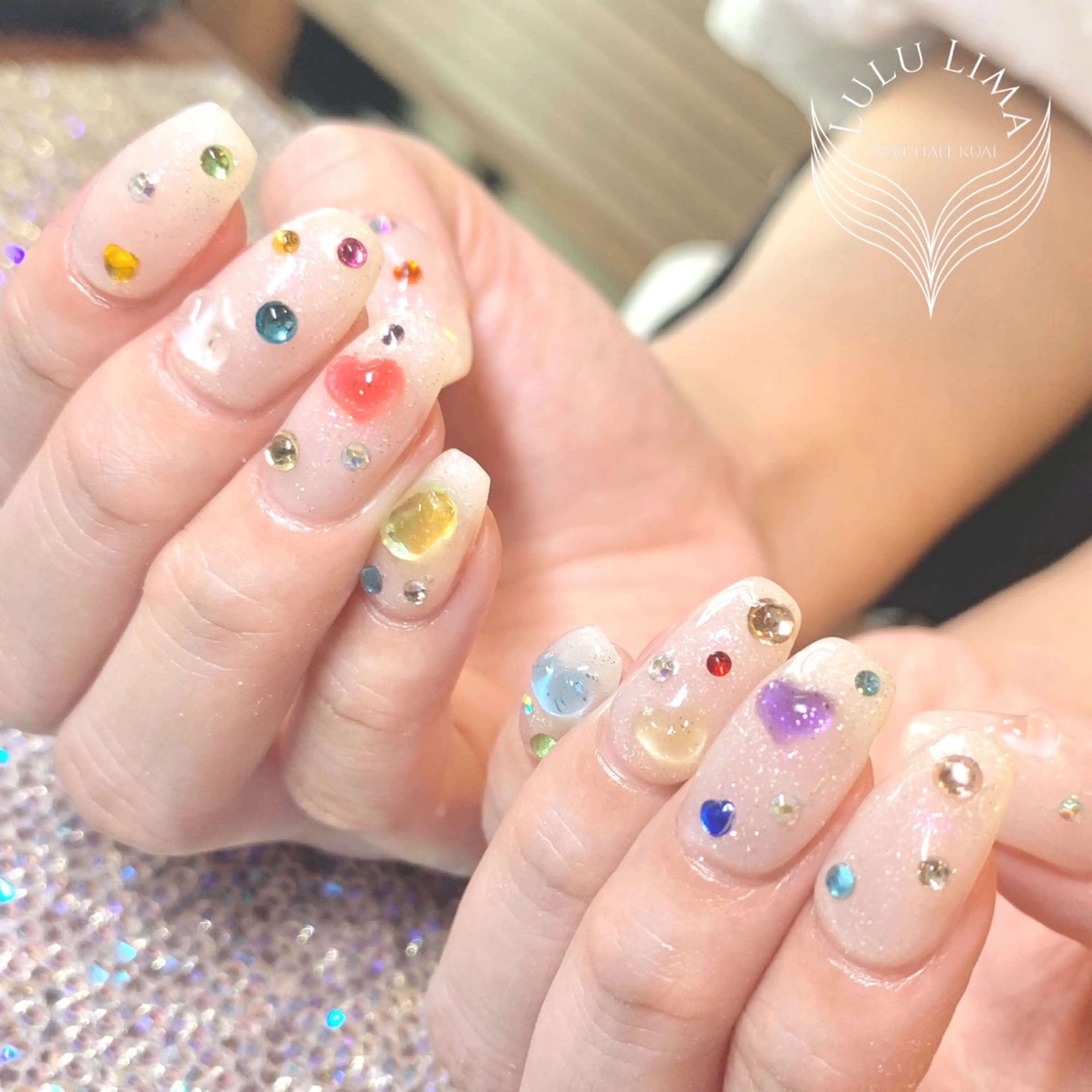 ネイル ハート ハンドネイル ハンドケア LULU LIMAのネイルデザイン