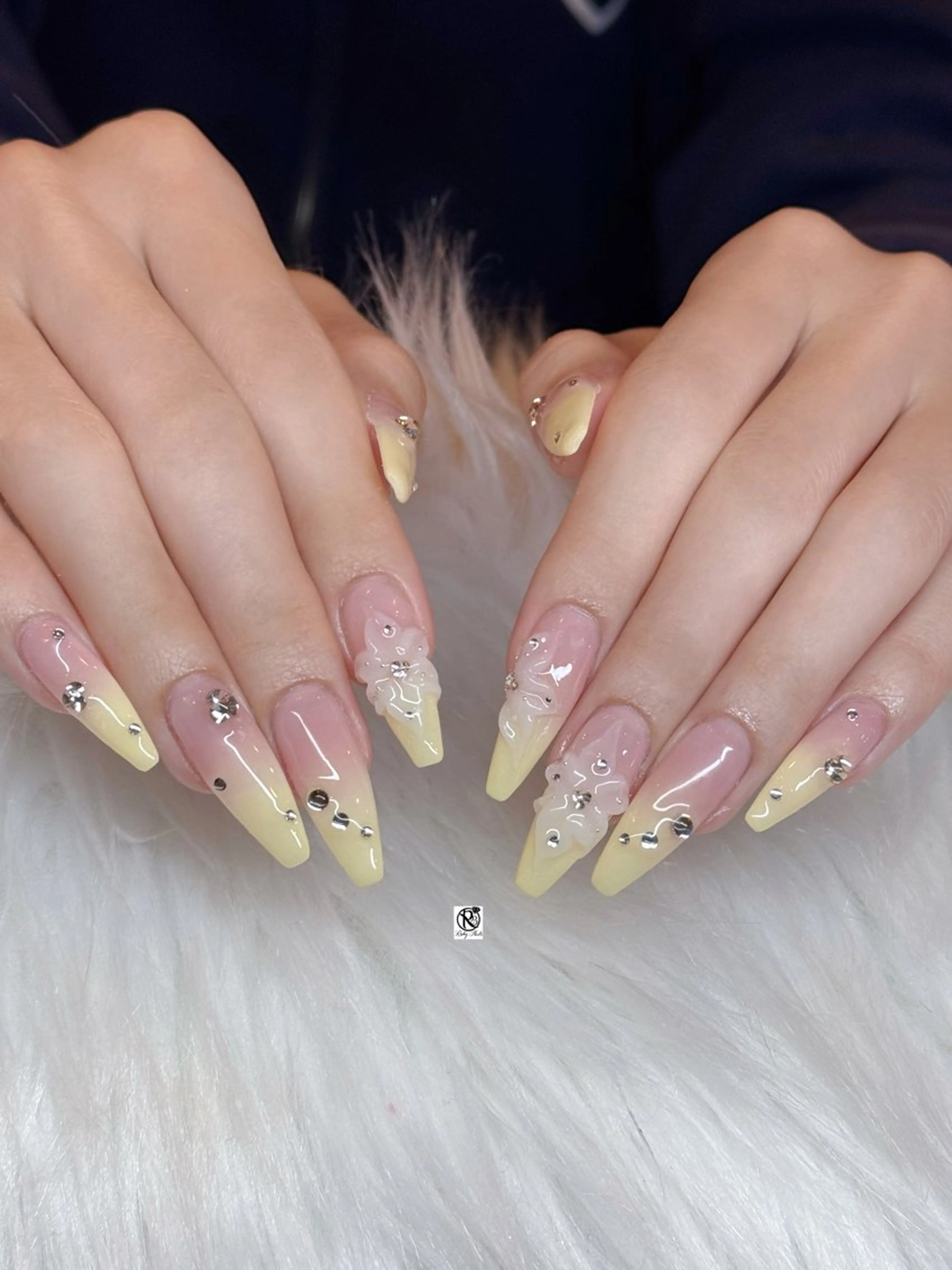 ネイル チークネイル ドット フレンチネイル グラデーション ハート ハンドネイル Ruby Nail 霞ヶ関店のネイルデザイン