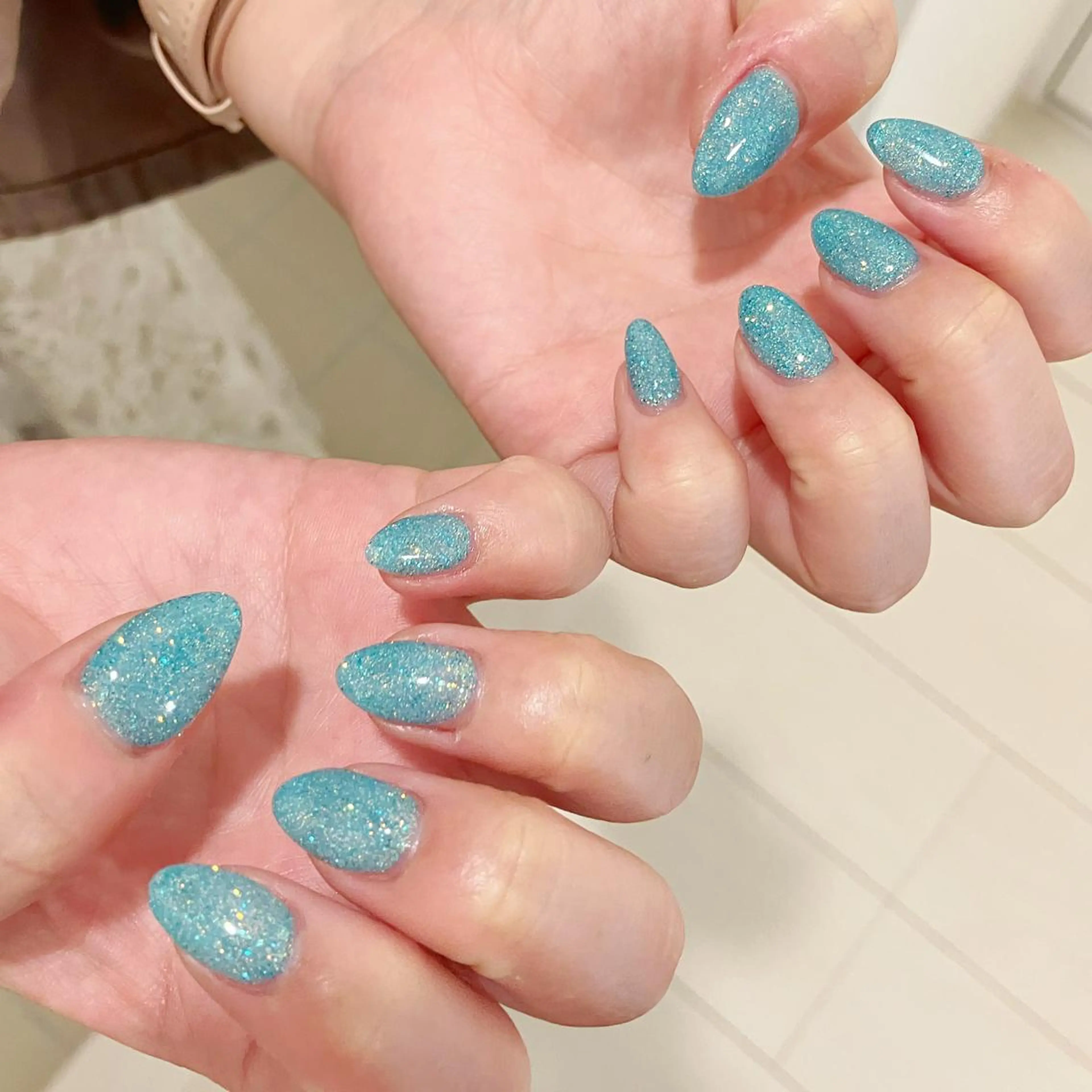 ネイル オーロラネイル フラッシュネイル ジェルネイル 氷ネイル・うるうるネイル キラキラネイル ハンドネイル Amour baseのネイルデザイン