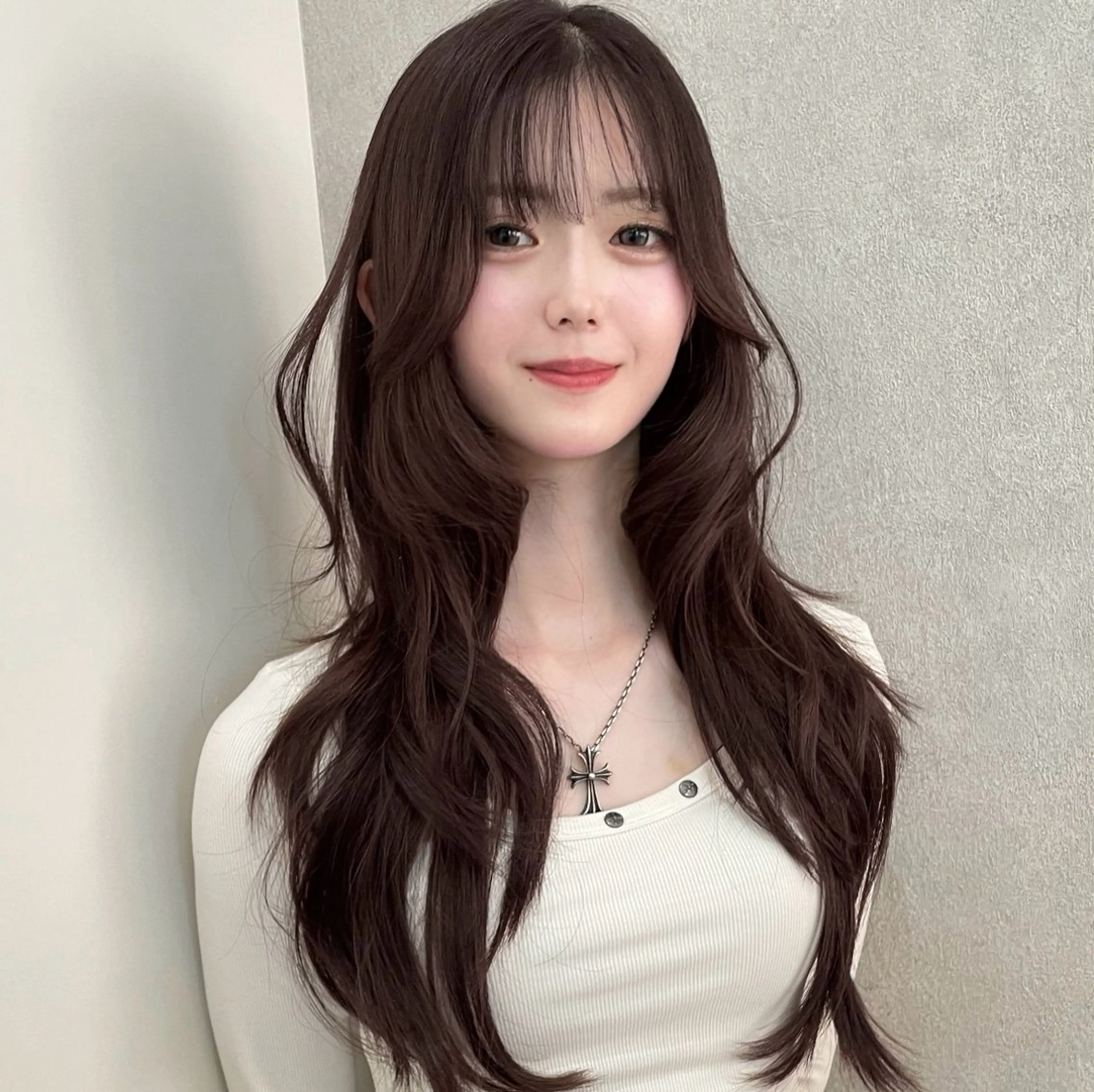 セミロング カット ヘアカラー トリートメント ヘッドスパ ヘアセット ハッシュカット🖤✨ 顔周り/韓国ヘアのヘアスタイル