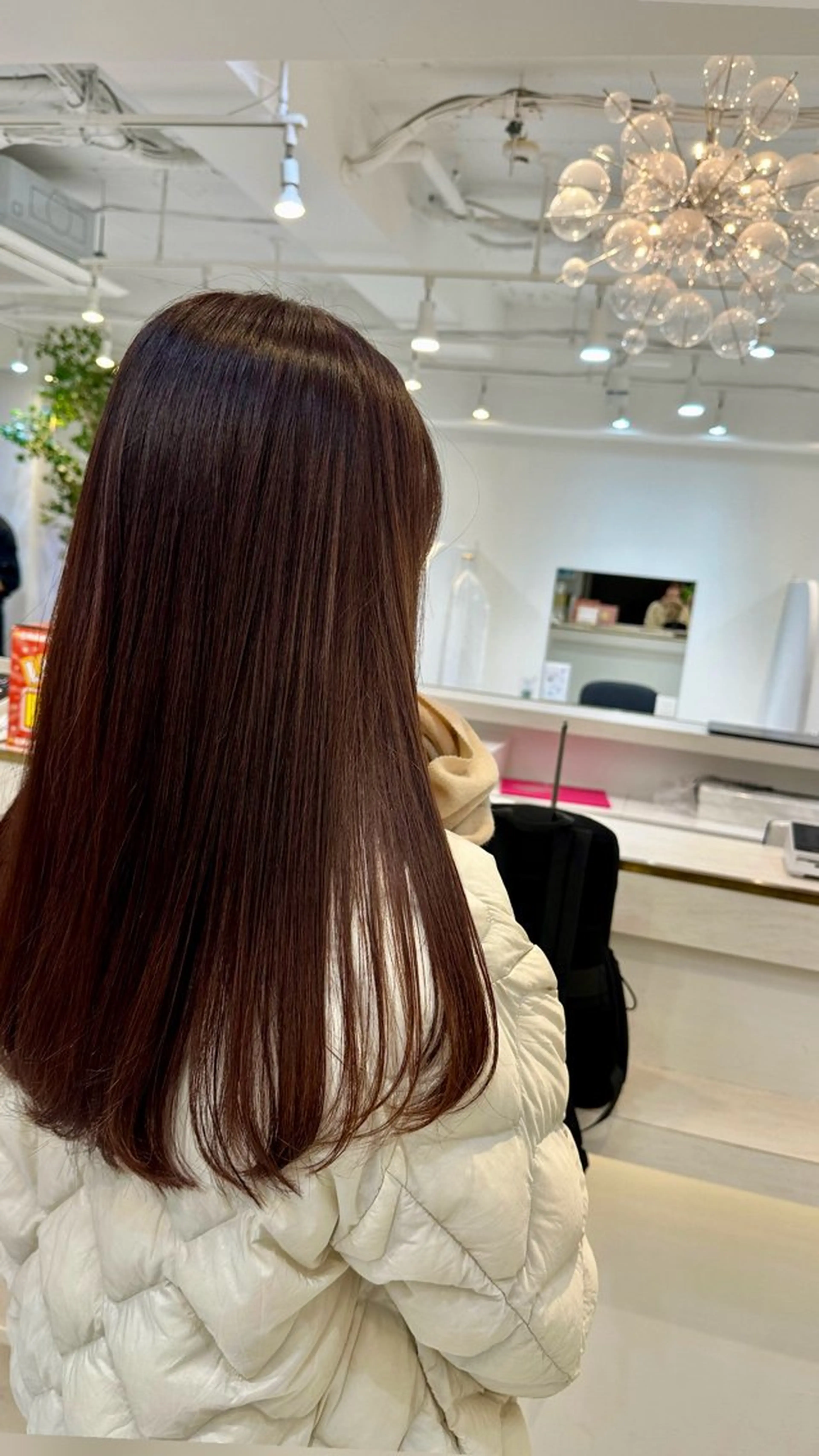 セミロング カット ヘアカラー トリートメント Emuest心斎橋 SAKIのヘアスタイル