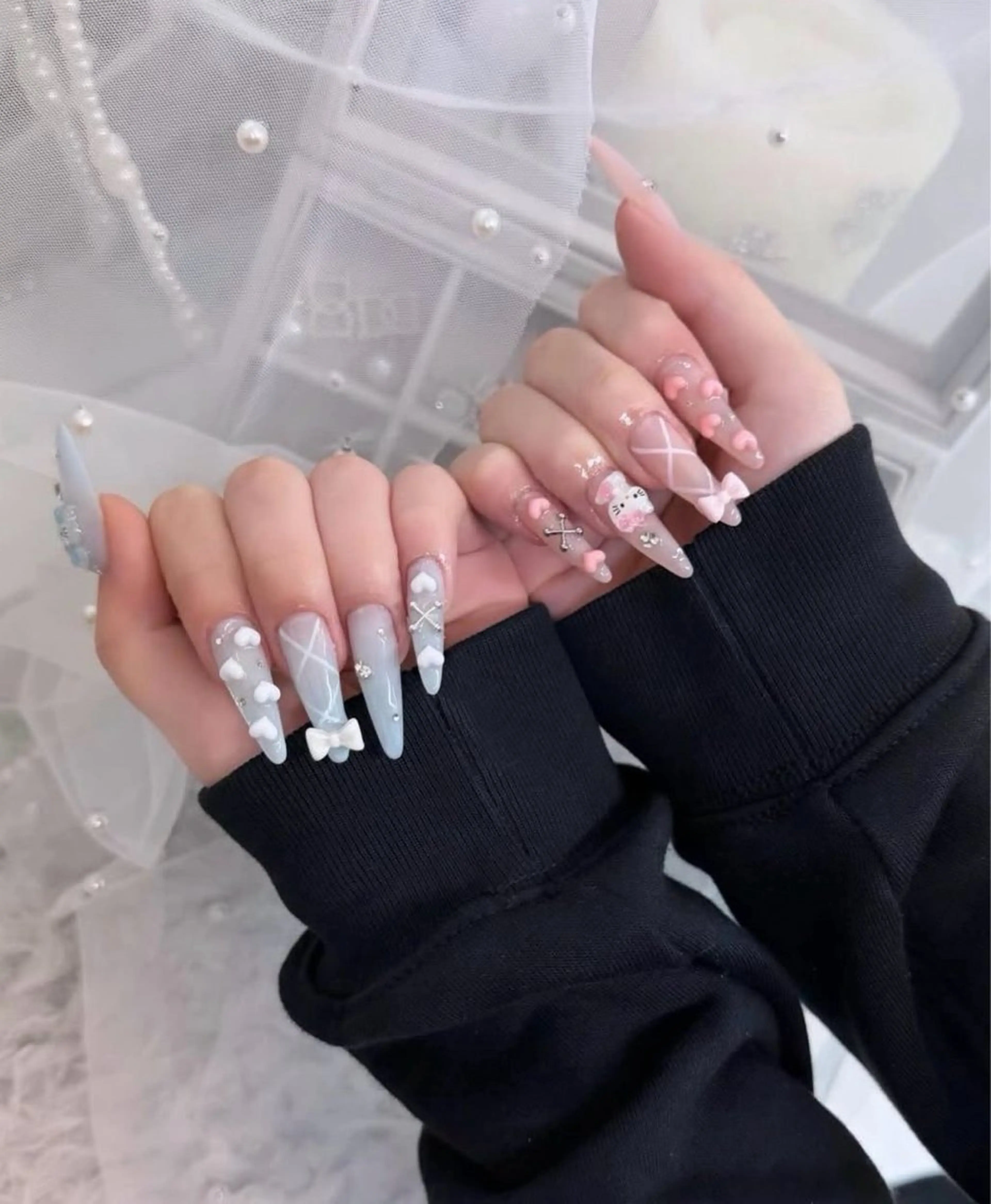 ネイル フットネイル ジェルネイル キラキラネイル 韓国ネイル マグネットネイル ハンドネイル TIDY .のネイルデザイン