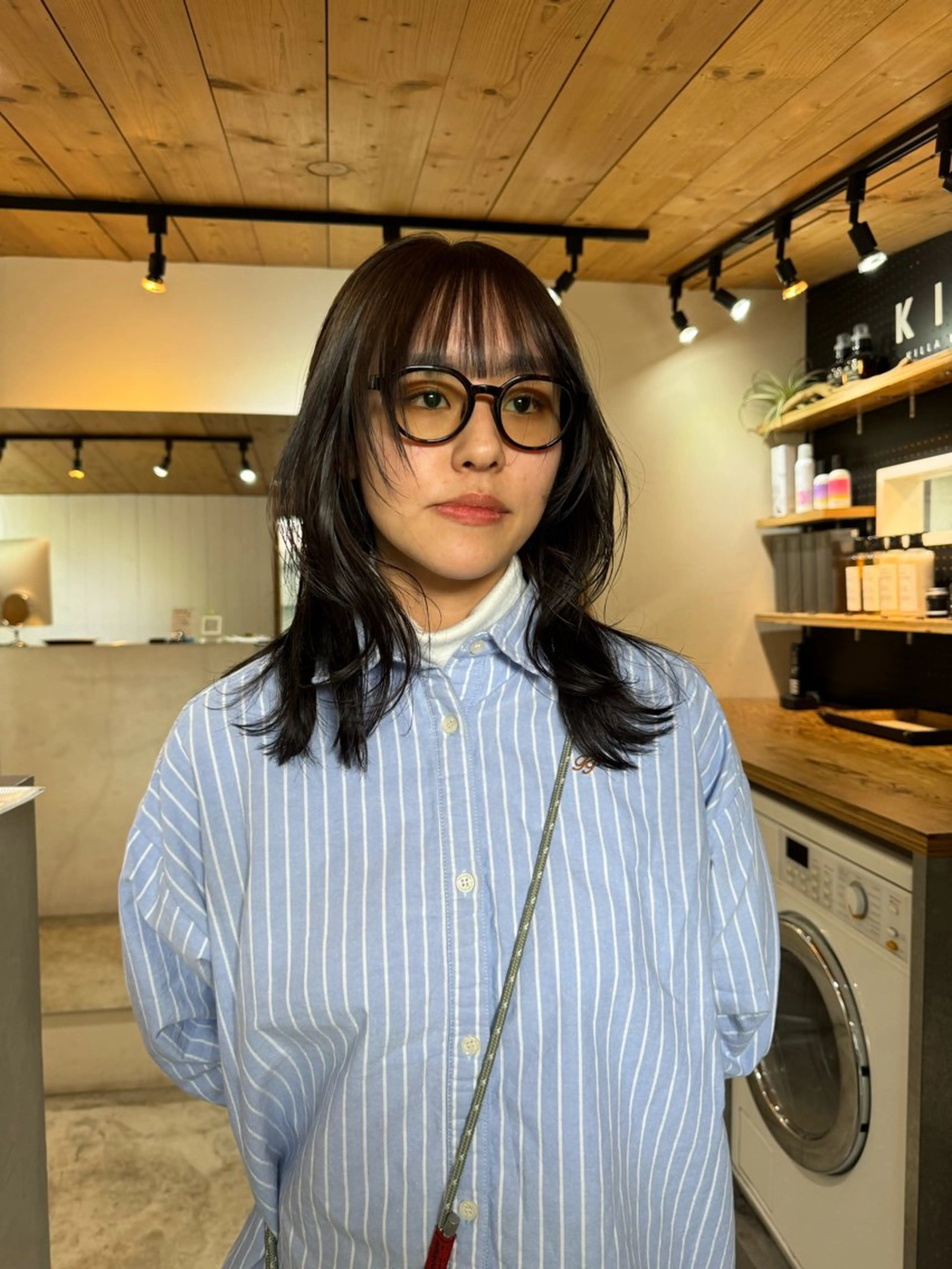 ミディアム ボブ くびれヘア ハイライト 髪質改善 韓国風ヘア カット ヘアカラー トリートメント Rico / bob/グレージュのヘアスタイル