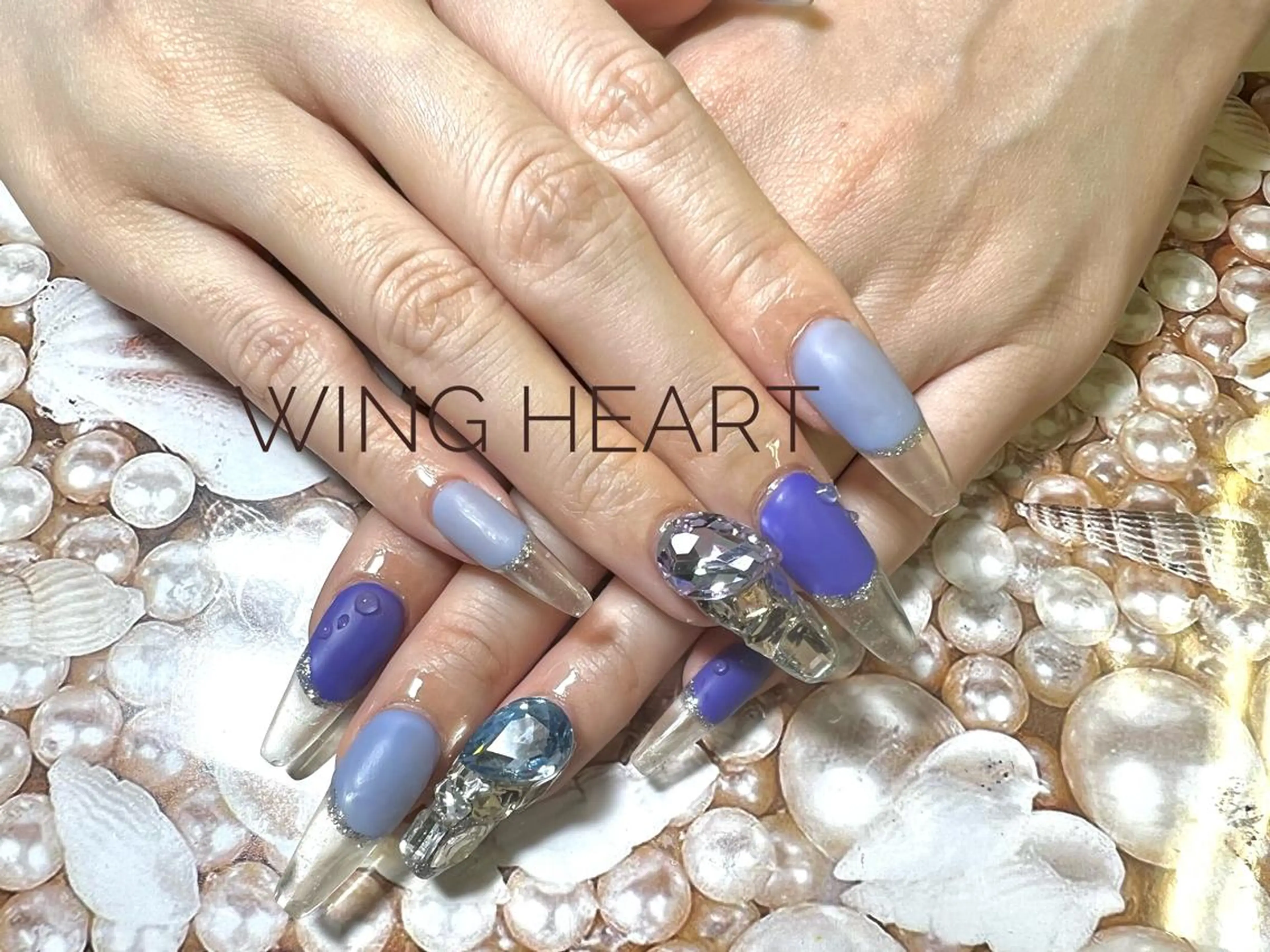 ネイル I. AYUMIのネイルデザイン