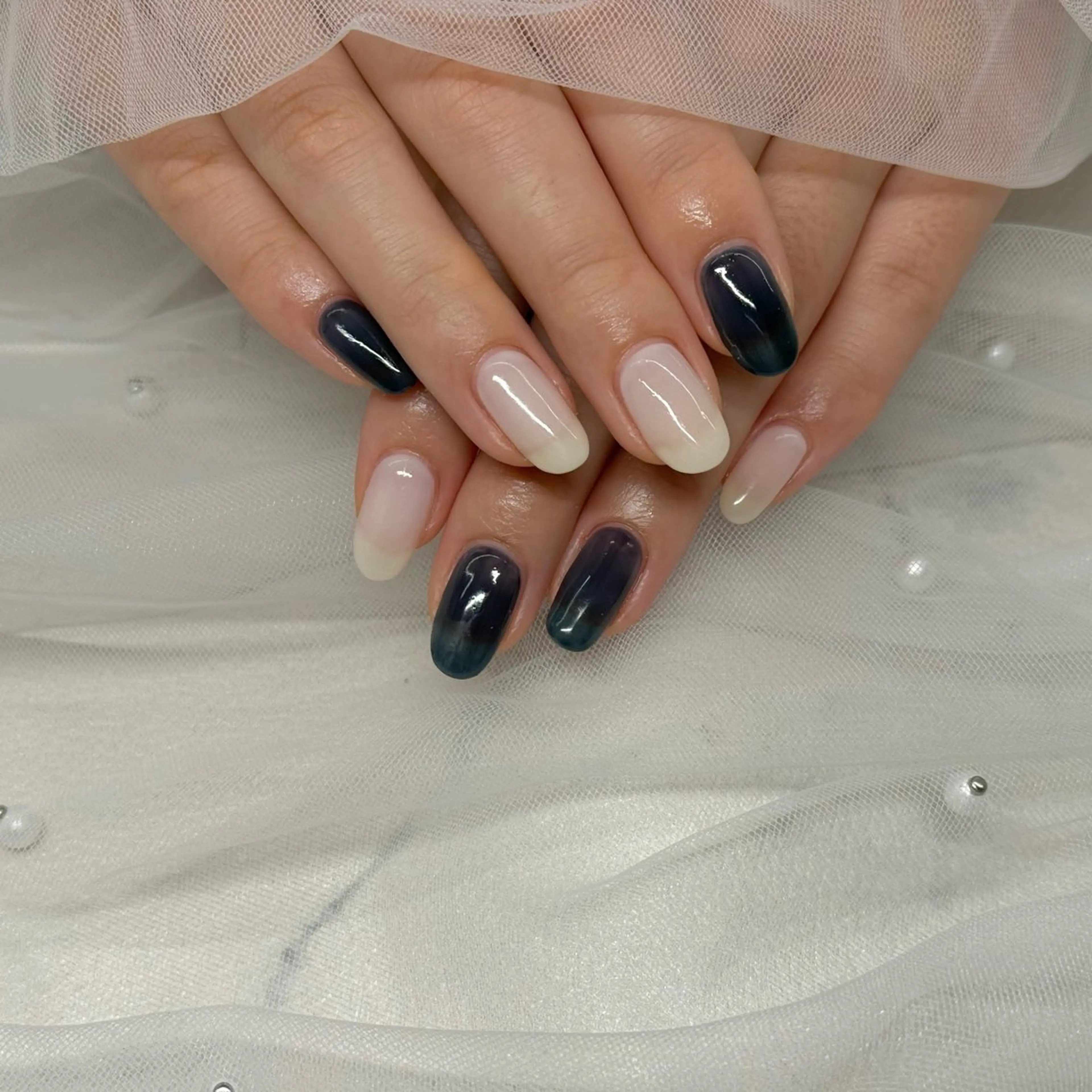 ネイル ネイビー ホワイト ハンドネイル Regina Marinaのネイルデザイン