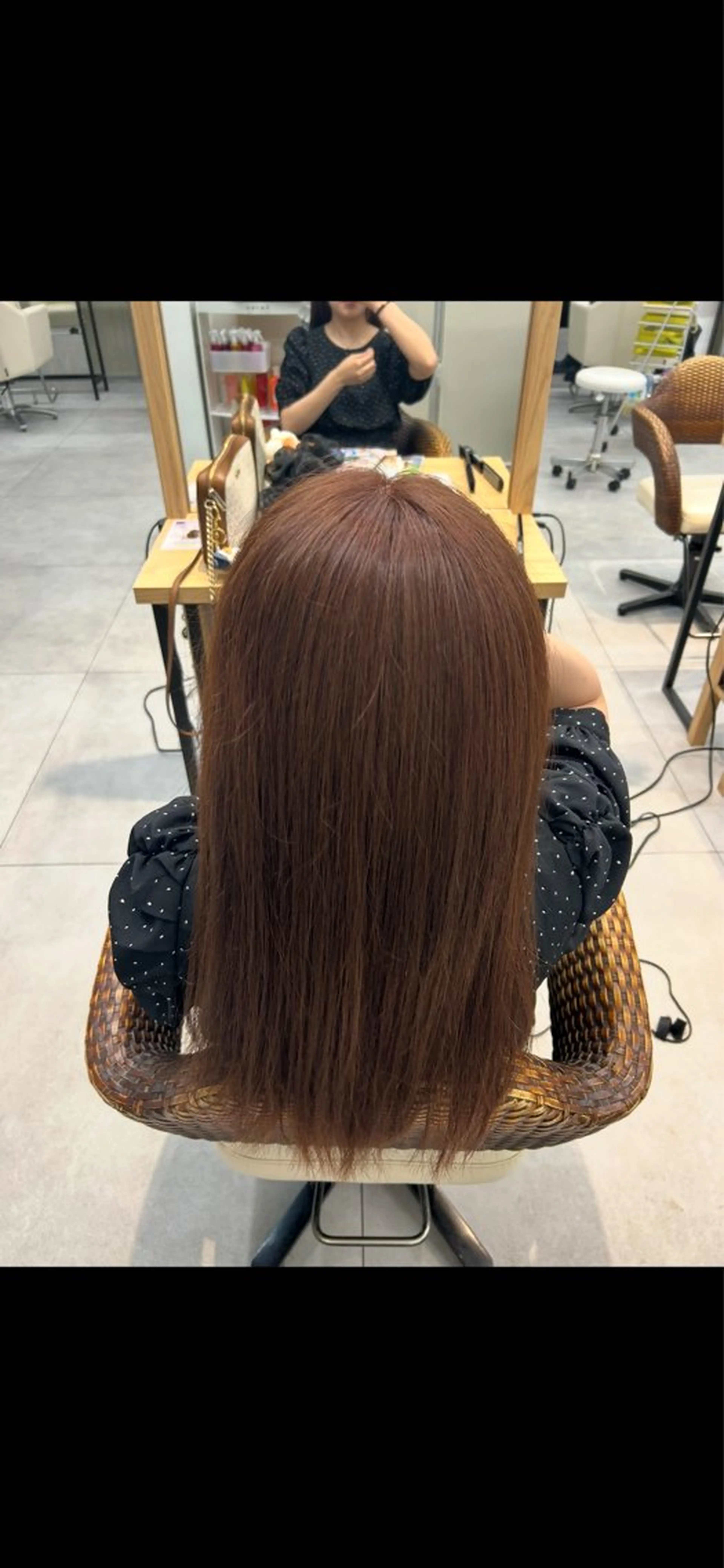 ロング カラー エマ・スピリット所属・宇治橋 七海のヘアスタイル