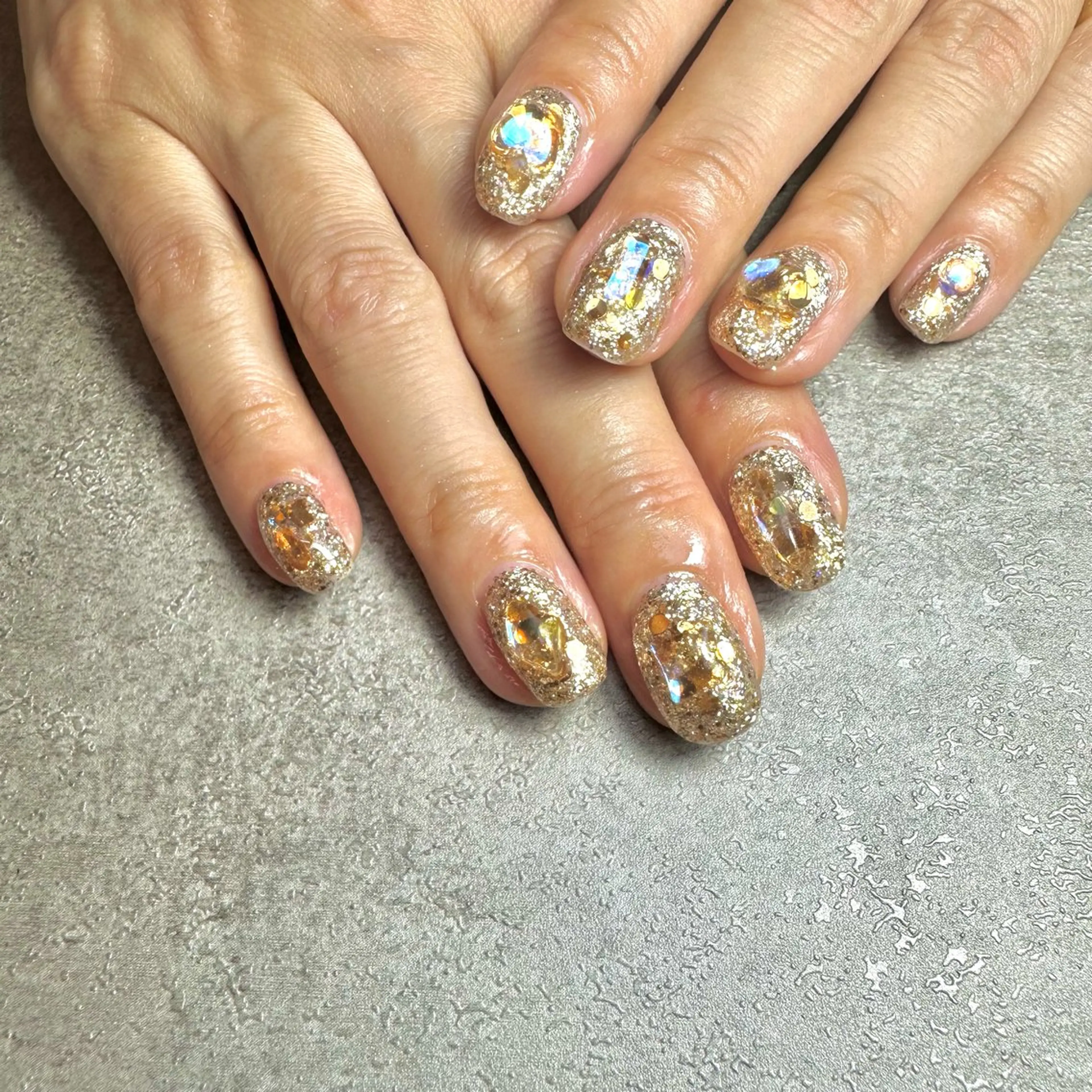 ネイル キラキラネイル ハンドネイル フットネイル GéRanium Harukaのネイルデザイン