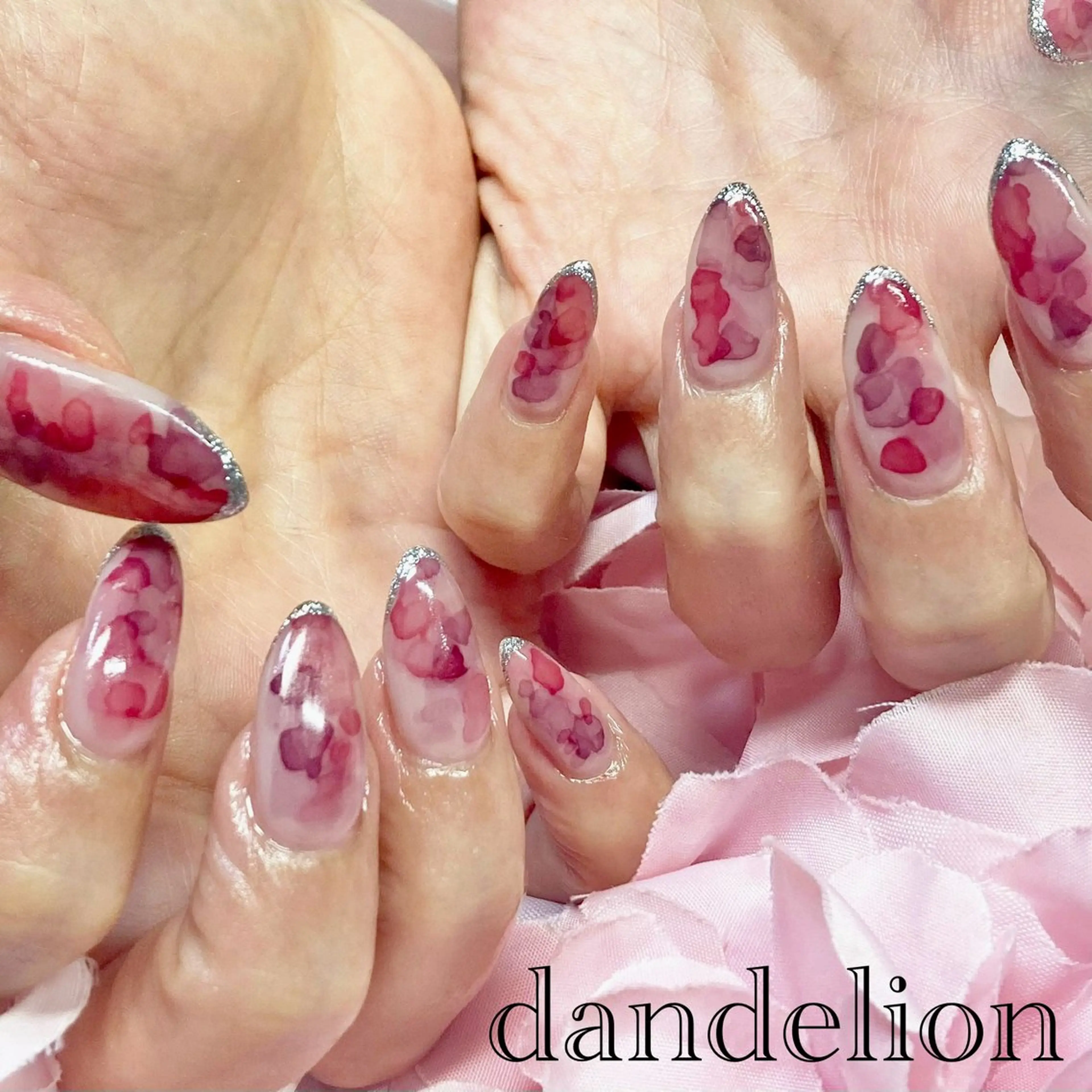 ネイル ハンドネイル ハンドケア dandelion ダンデライオンのネイルデザイン