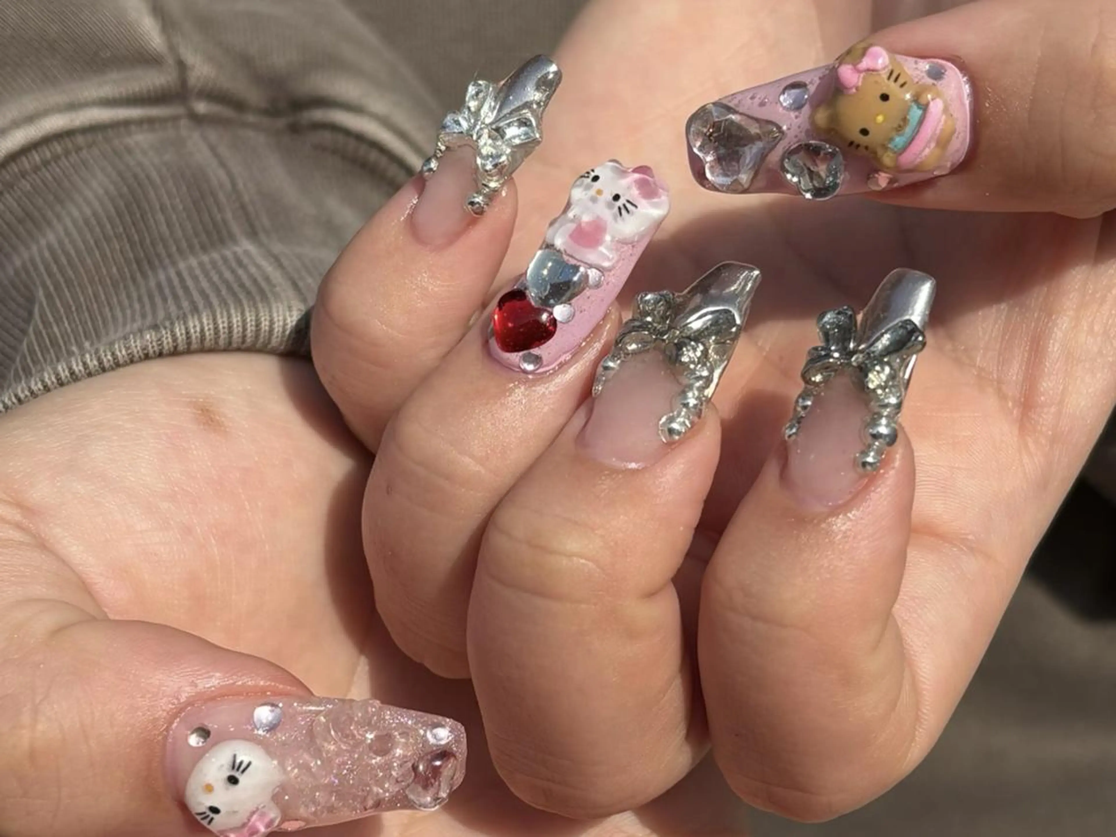 ネイル ハンドネイル カネマル ユウナのネイルデザイン