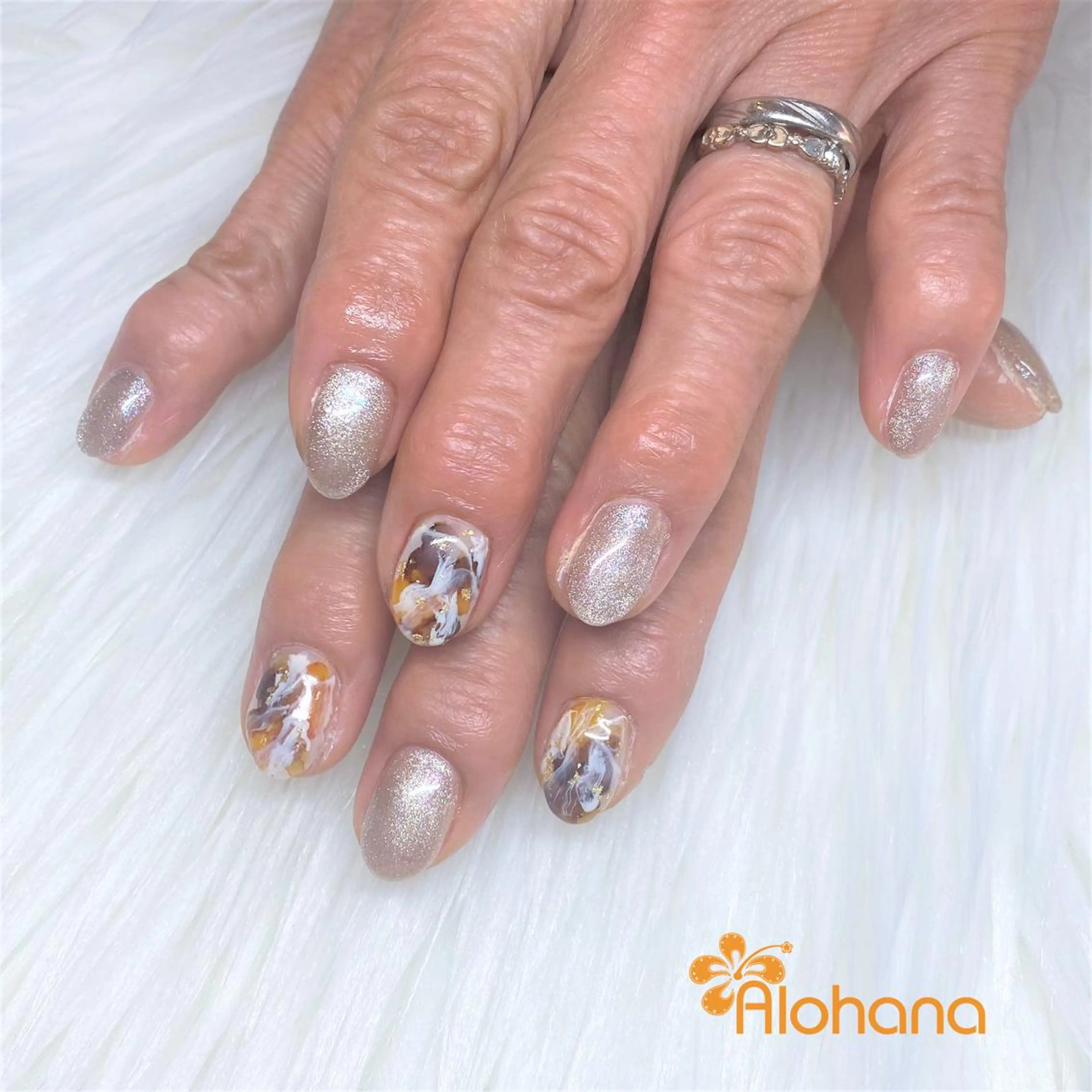 ネイル 大理石ネイル(マーブル) ハンドネイル Alohana Minaのネイルデザイン