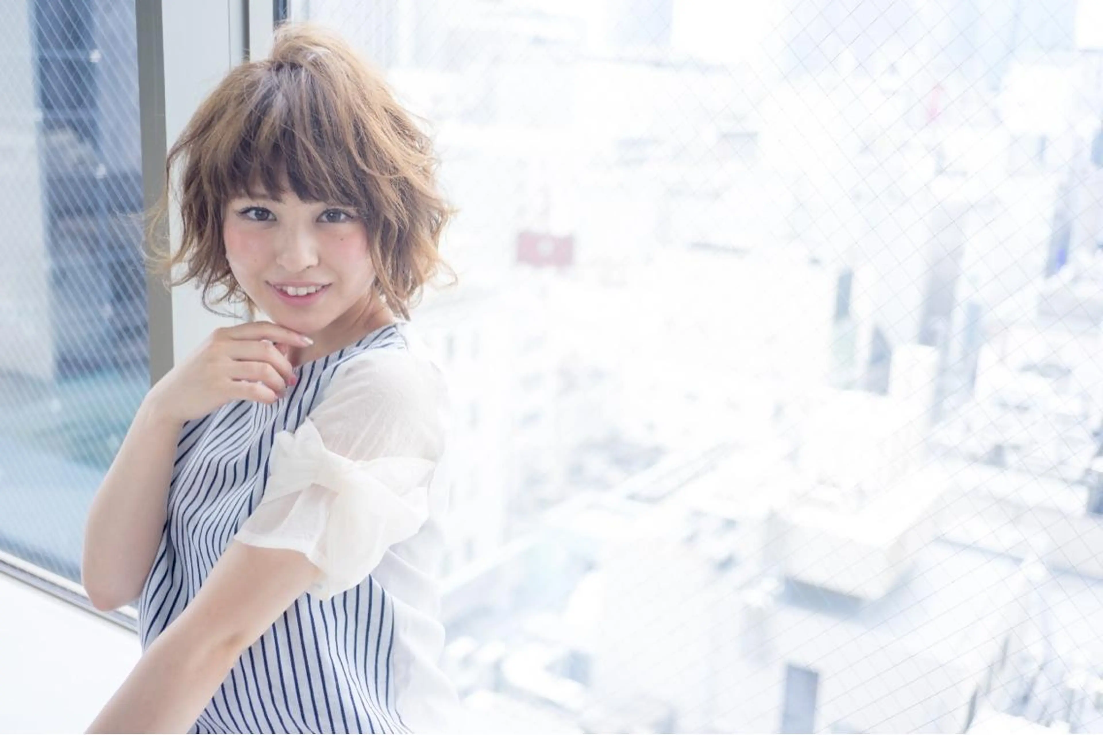 ミディアム おしゃれ染めで白髪を 染める/山口玲緒奈のヘアスタイル