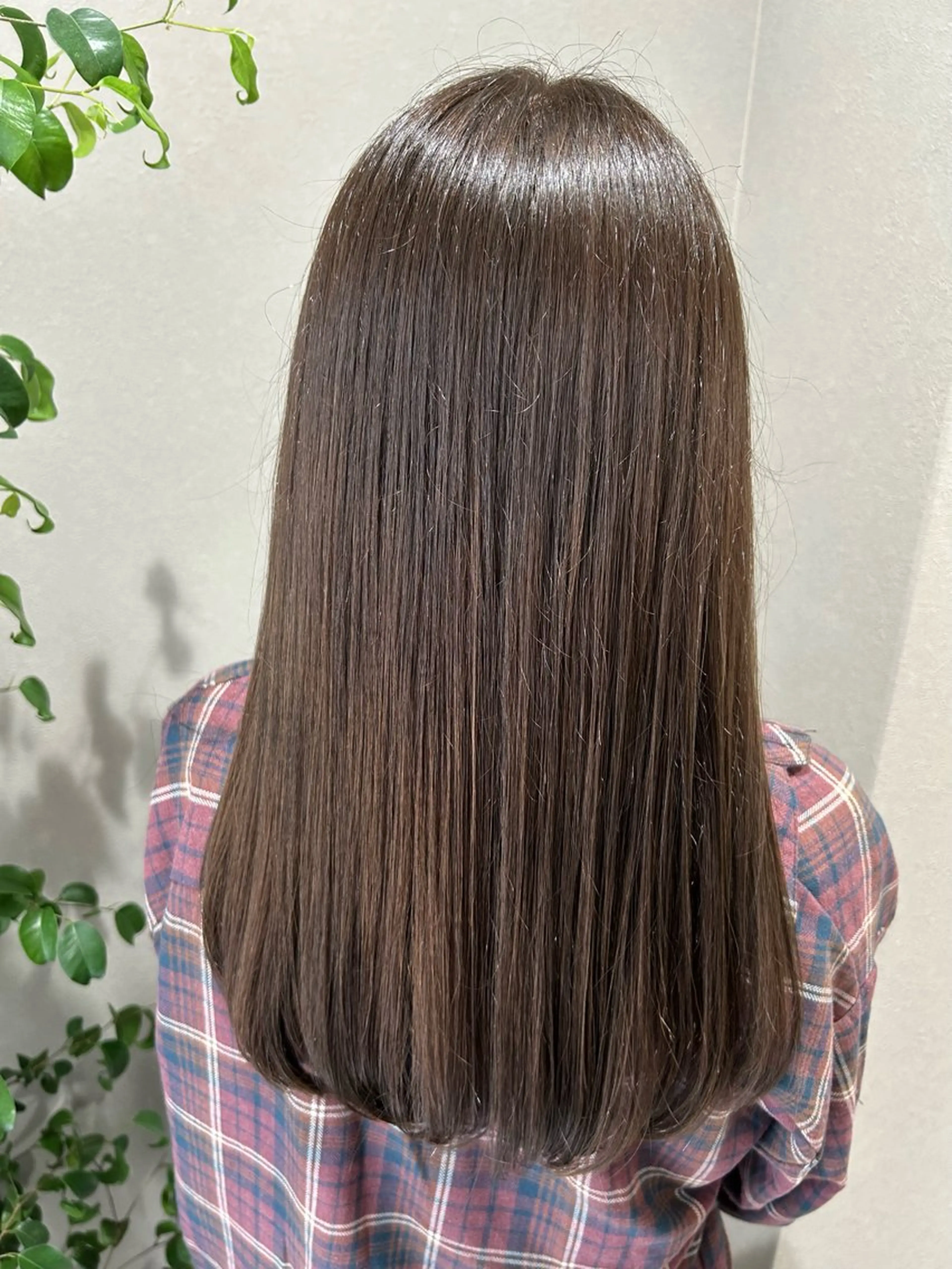 セミロング あらき ちさとのヘアスタイル