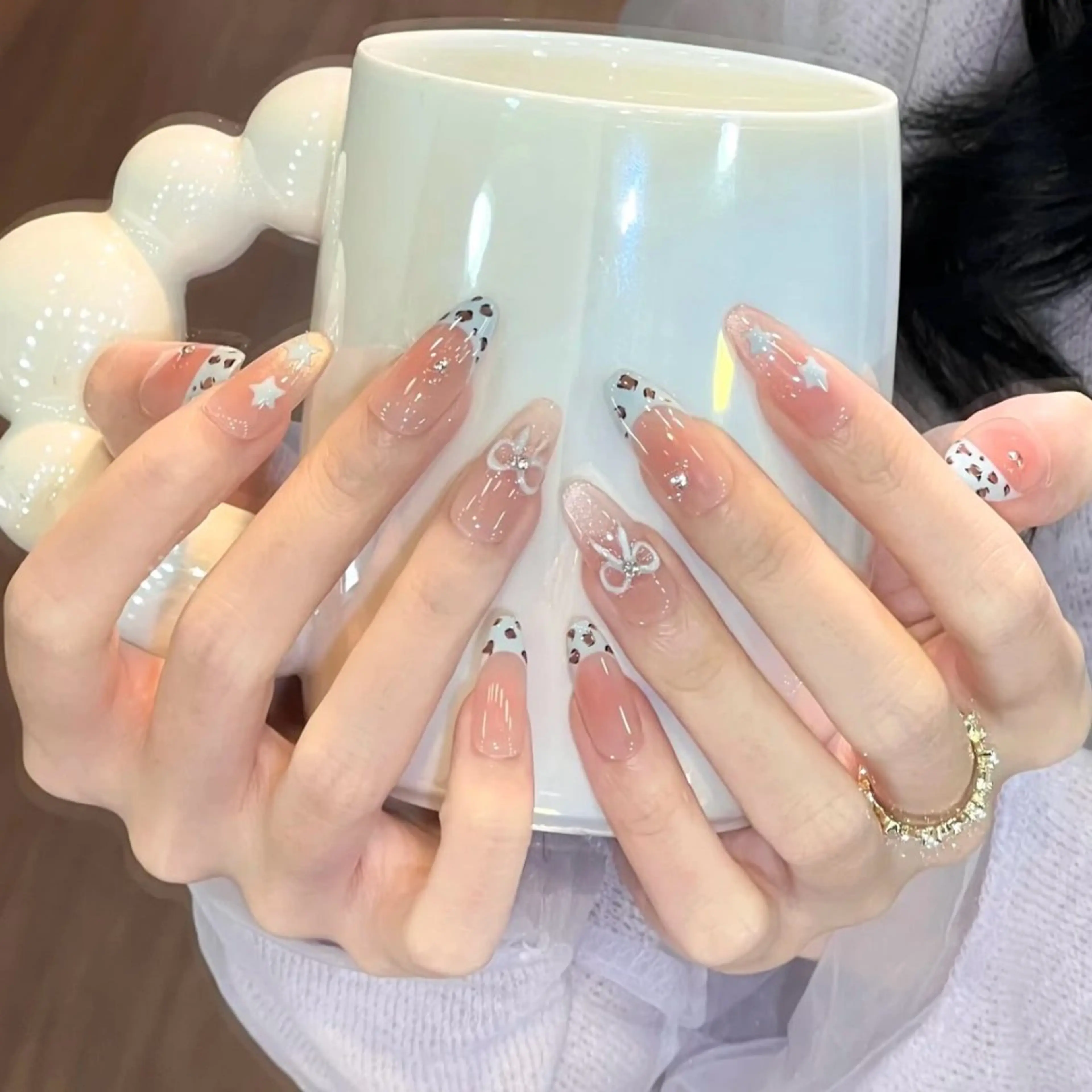 ネイル ハンドネイル 🎀 NaNa_nailのネイルデザイン