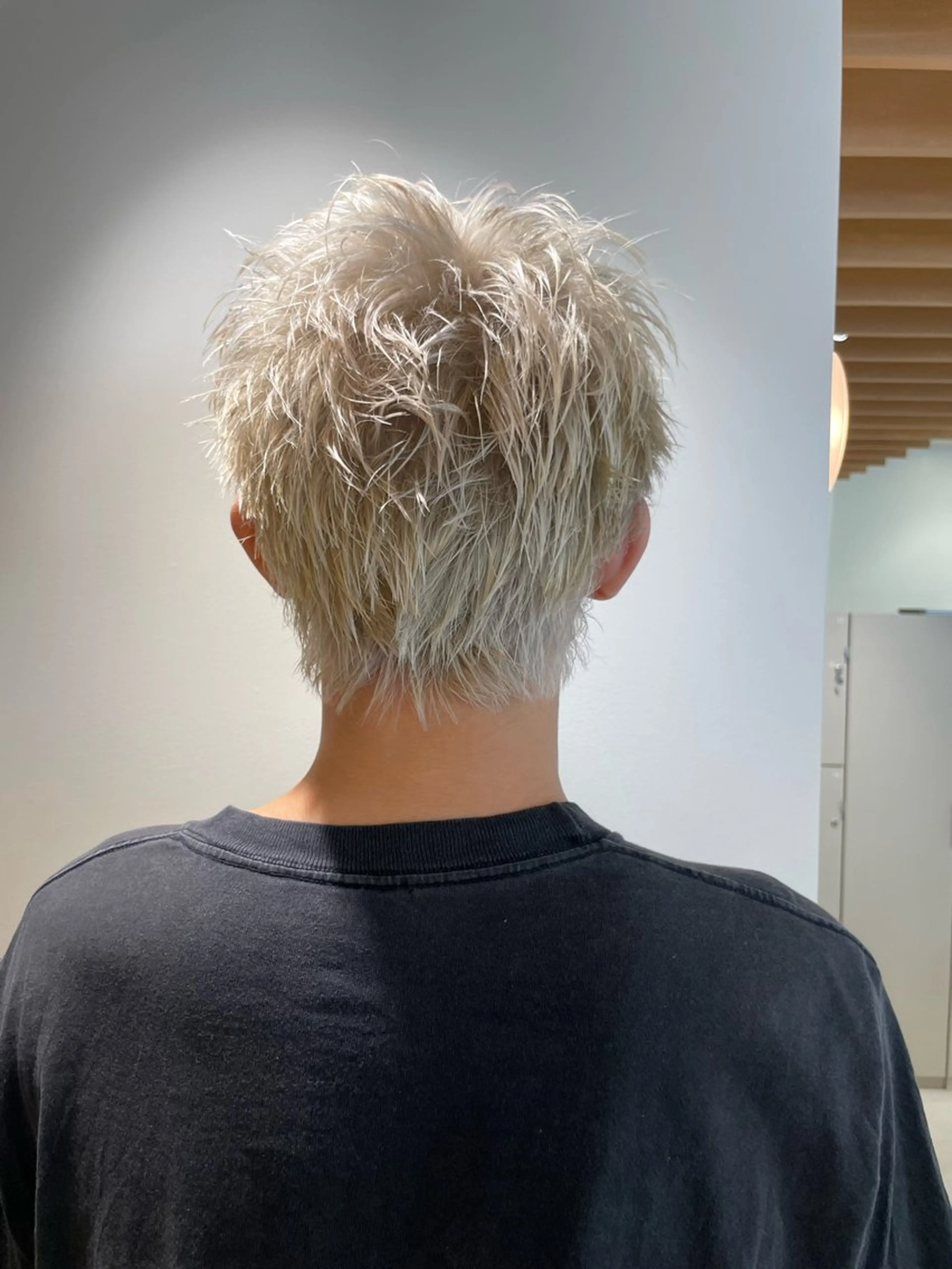 メンズ メンズブリーチ 酒徳 唯斗のヘアスタイル