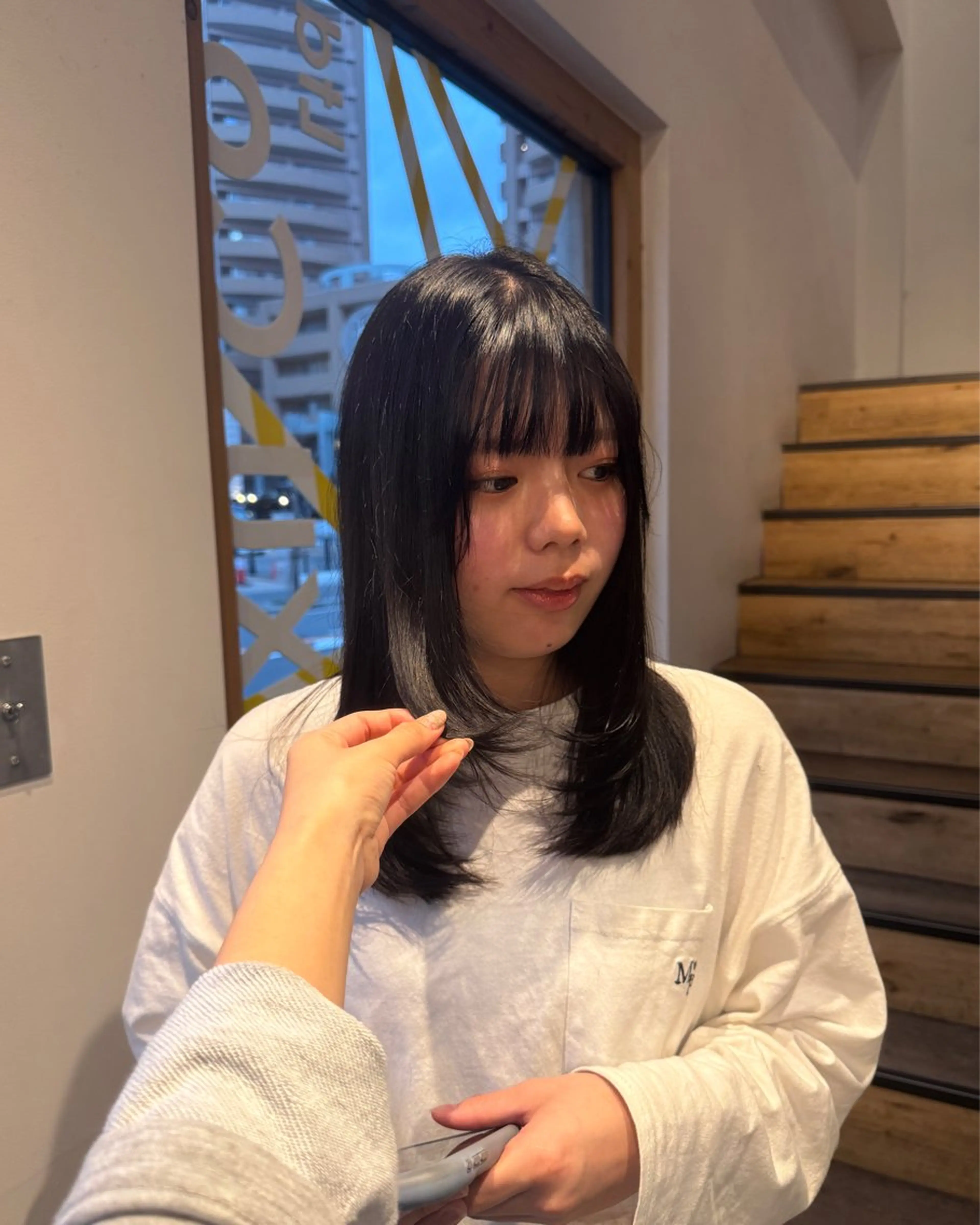 ミディアム カット みく💖レイヤー／海 外ヘア🇺🇸❤️のヘアスタイル