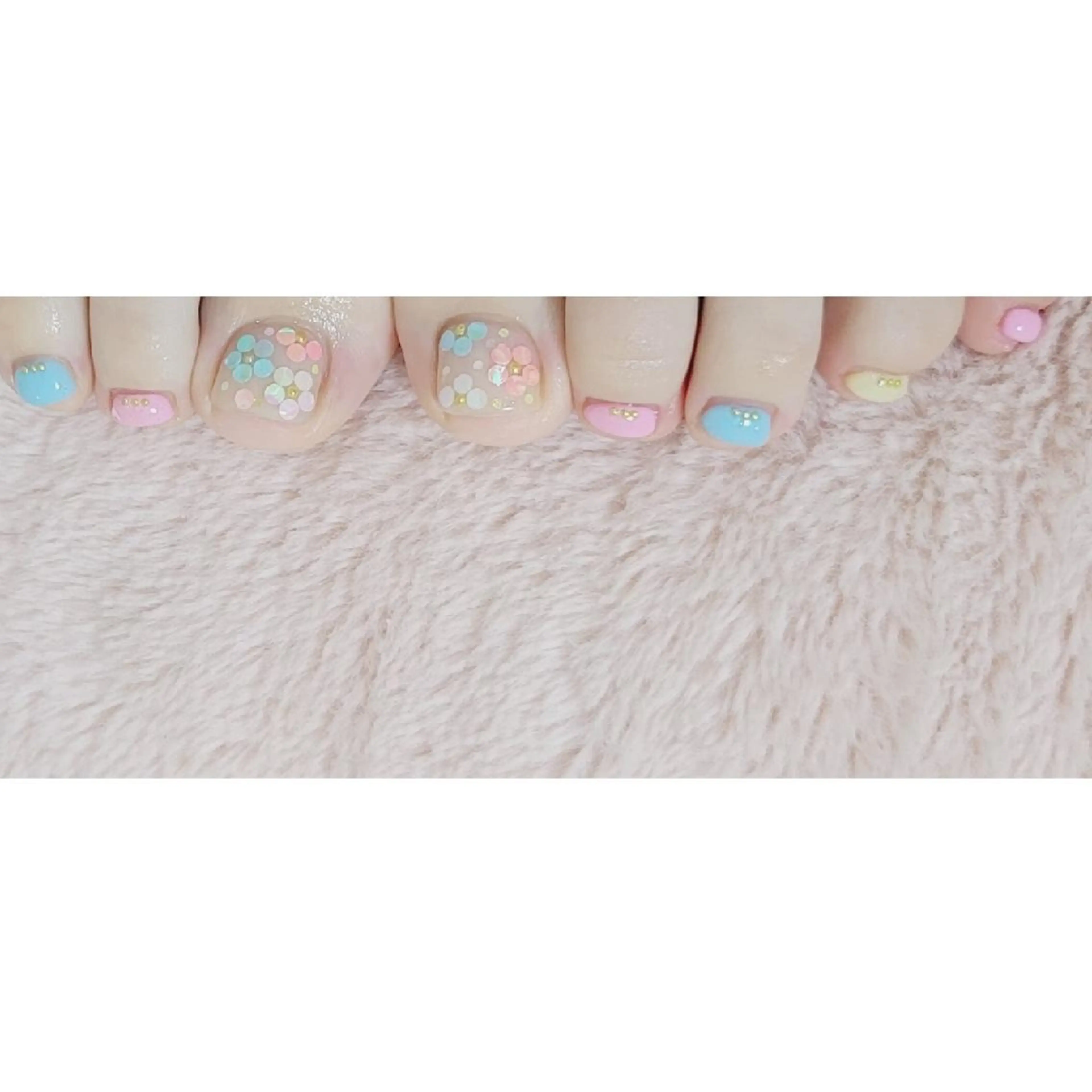 ネイル フットネイル ネイルサロンほっこり kanaのネイルデザイン