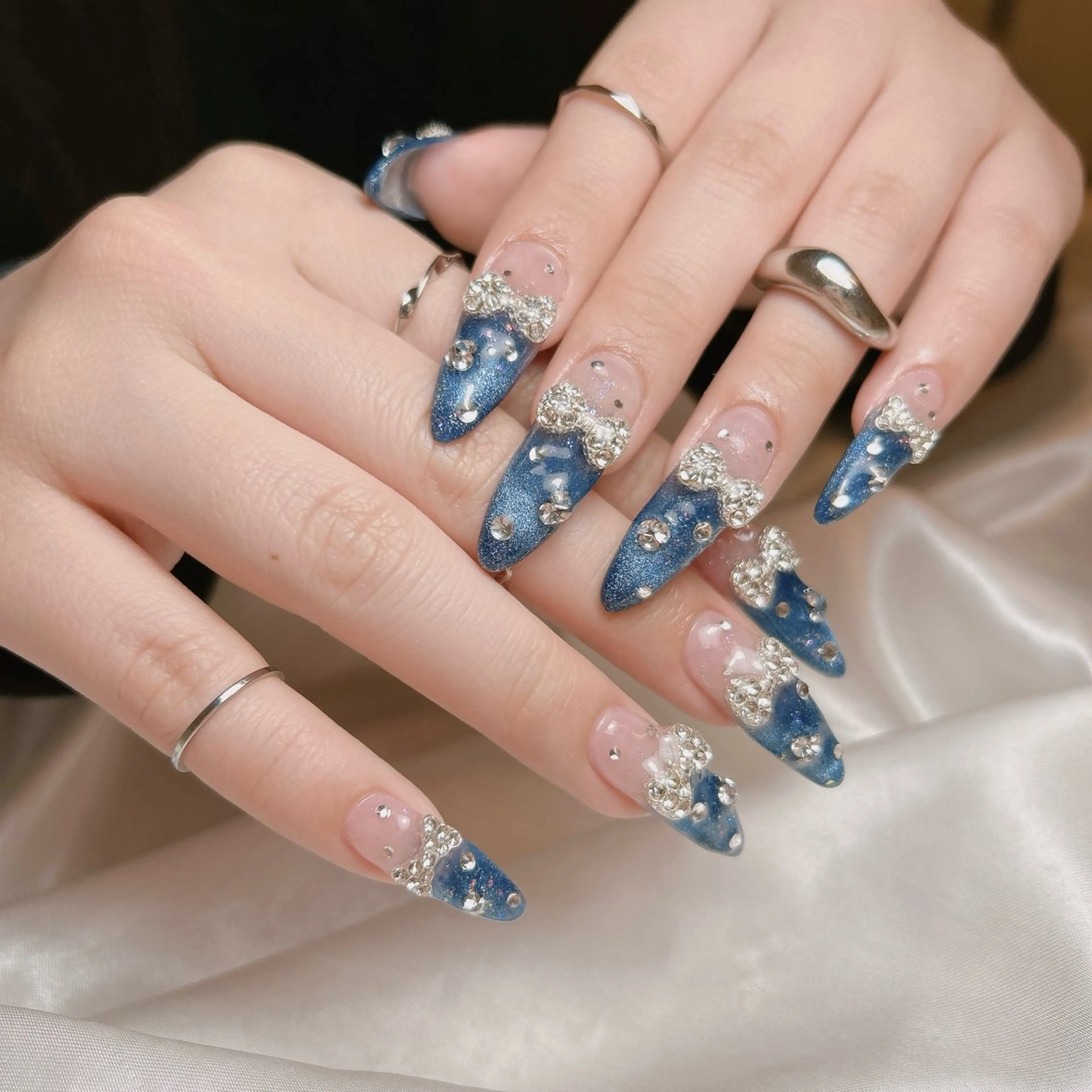 ネイル マグネットネイル ハンドネイル junna 金山.東別院.上前津のネイルデザイン