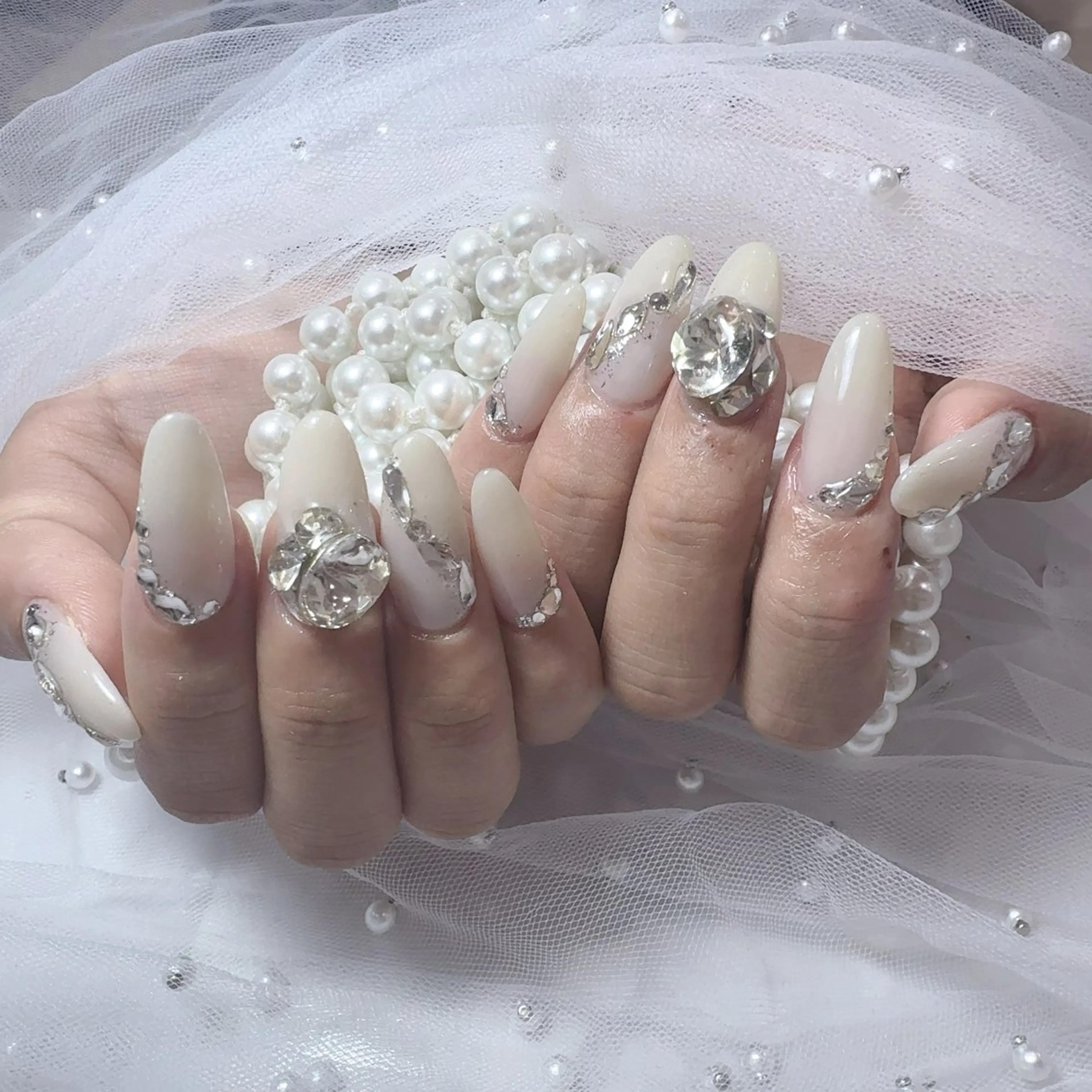 ネイル アートネイル フラッシュネイル フレンチネイル ジェルネイル ガラスフレンチ You&Me Yukiのネイルデザイン