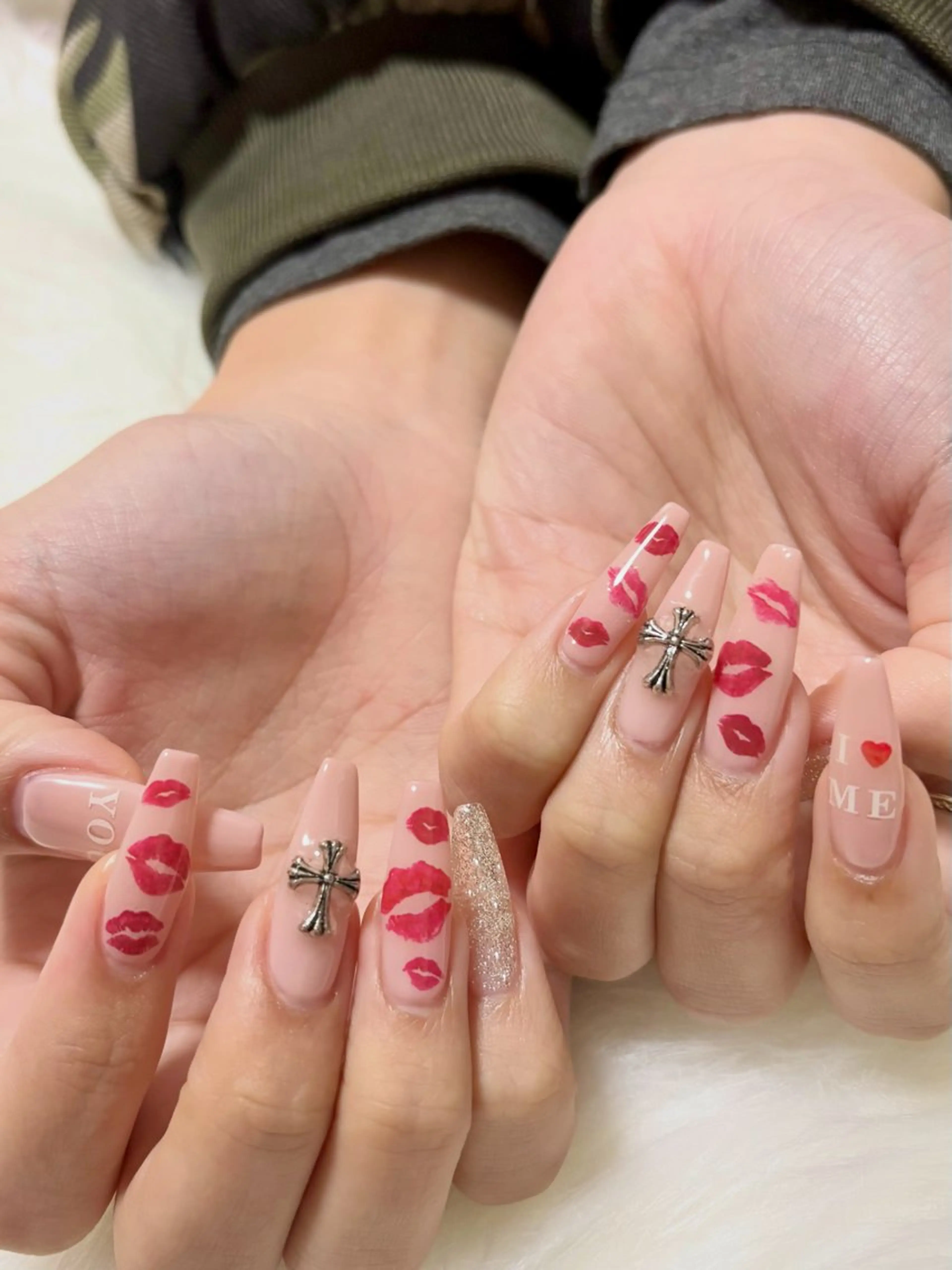 ネイル ハンドネイル 𝑩𝒆𝒍𝒍𝒂 𝒏𝒂𝒊𝒍のネイルデザイン