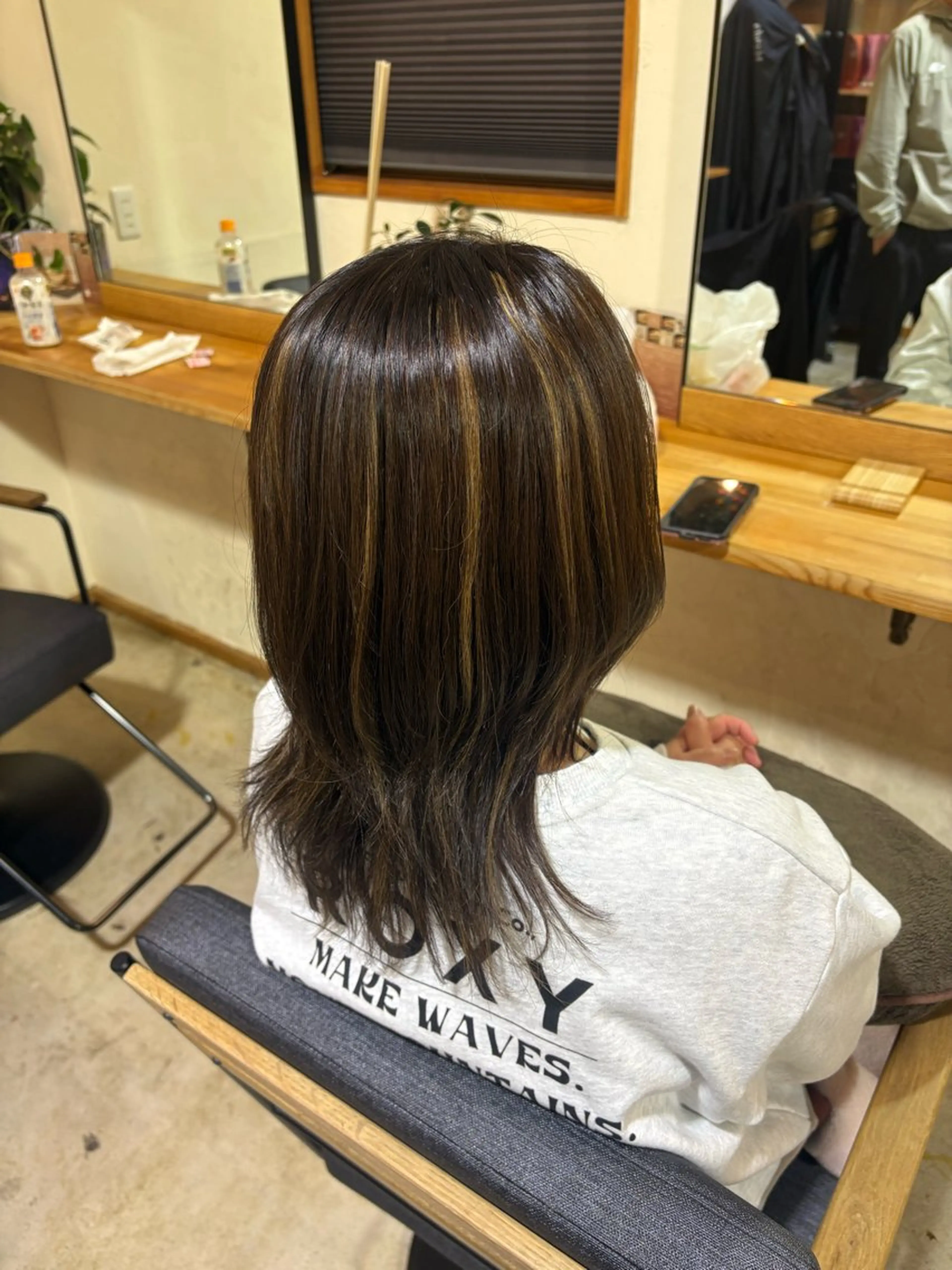 カラー 木崎 優来のヘアスタイル