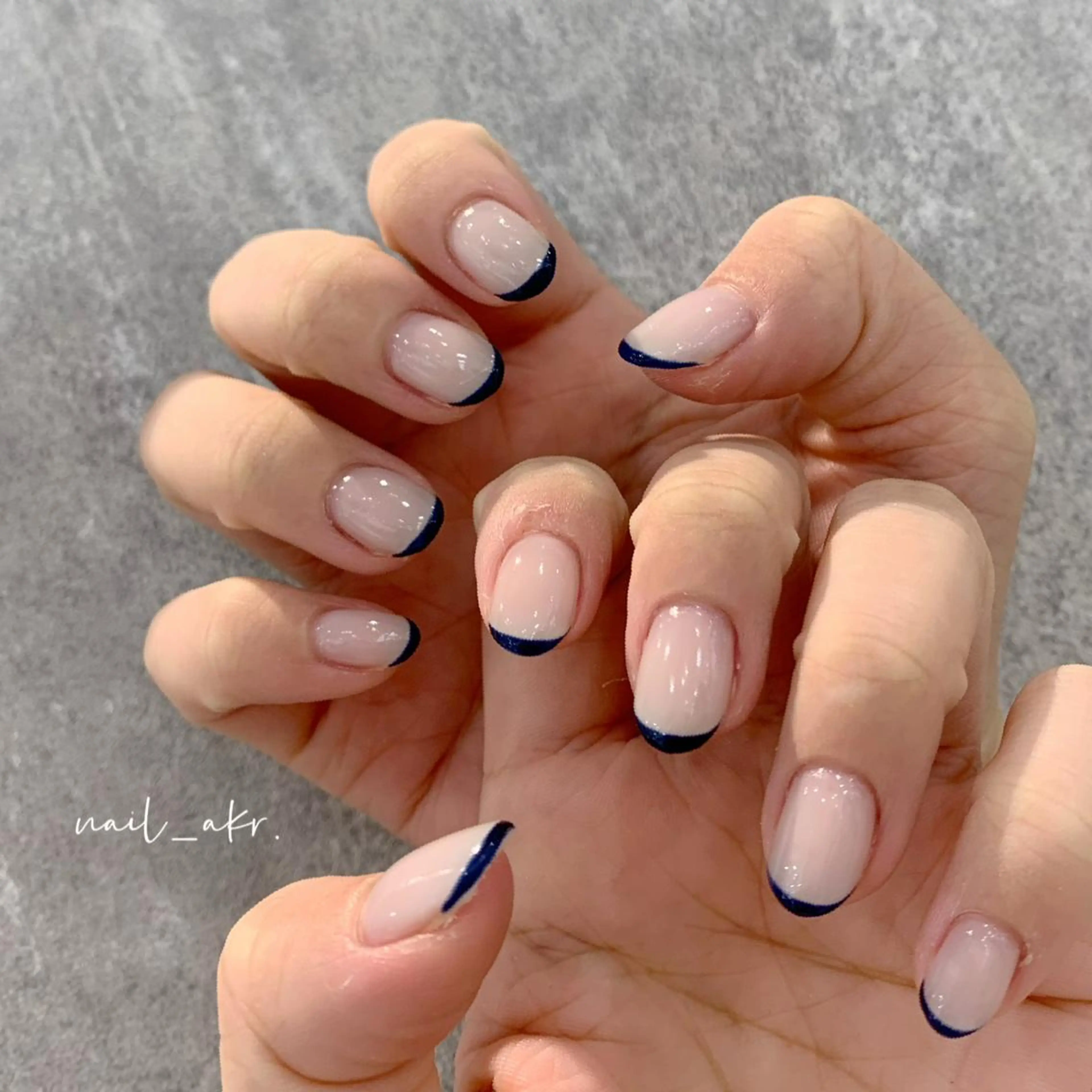 ネイル フレンチネイル ネイビー nailAVANCE akariのネイルデザイン