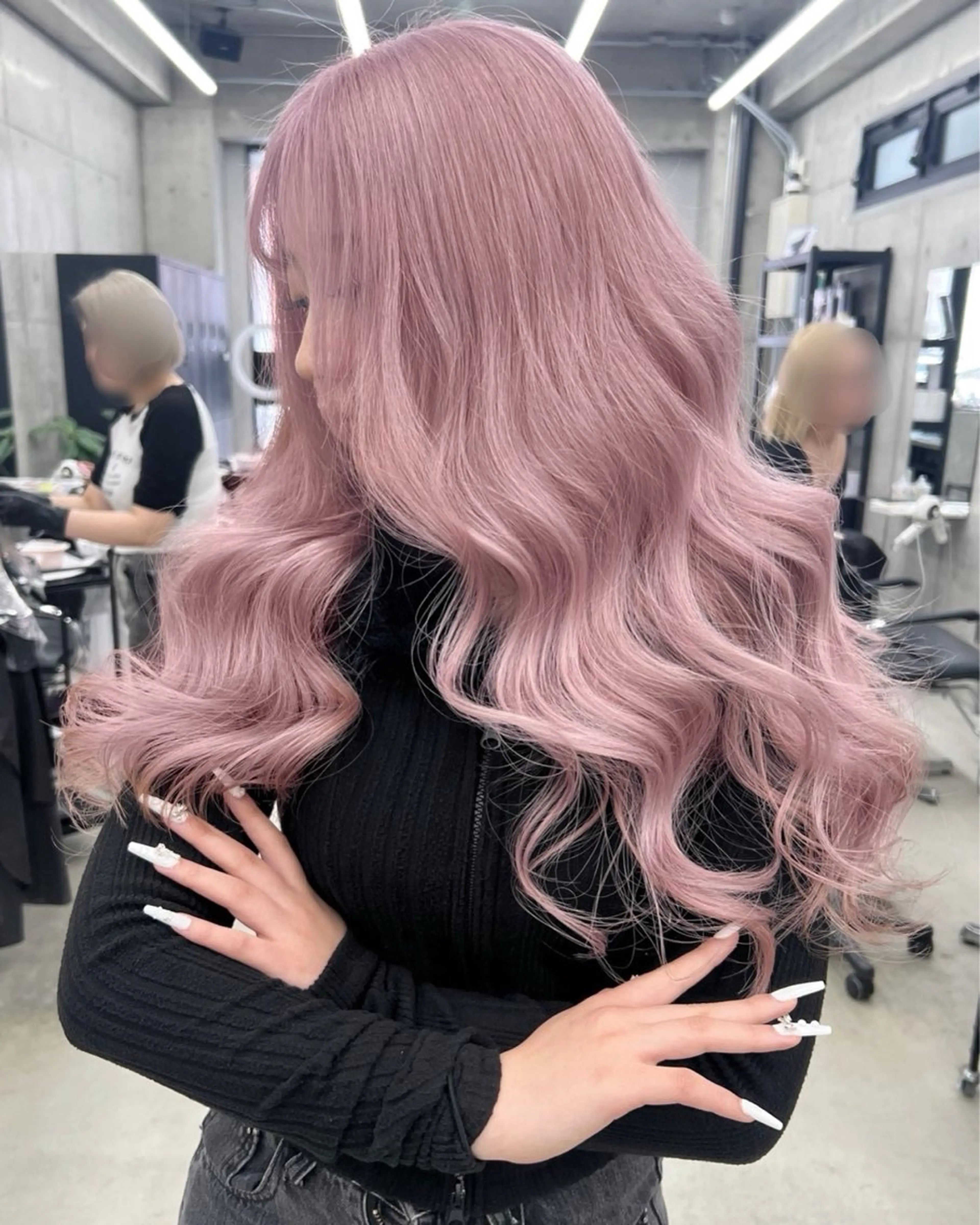 ロング ヘアカラー 大平 琶月のヘアスタイル