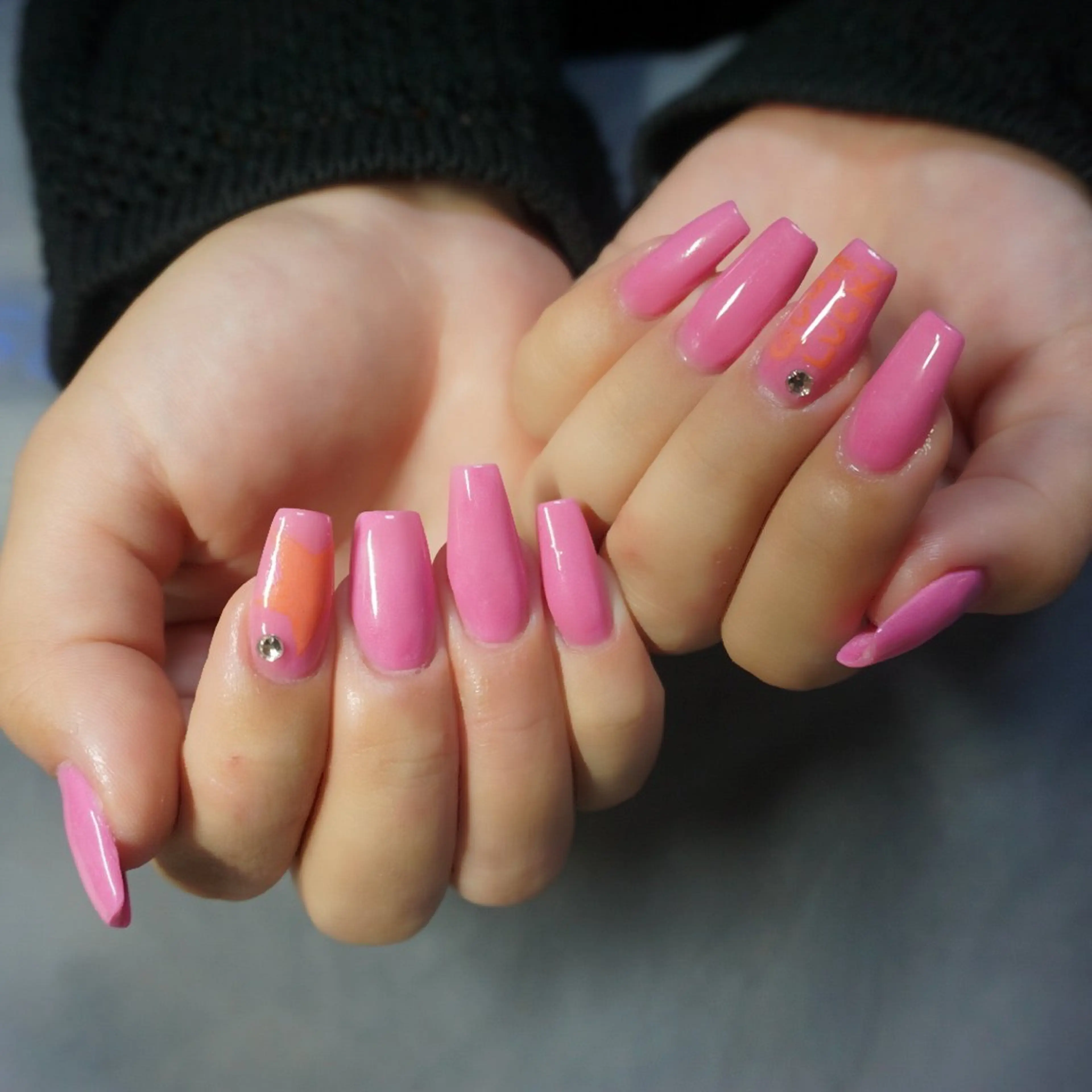 ネイル 長さ出し ロングネイル ワンカラーネイル ピンク スカルプネイル nail salon Be.のネイルデザイン