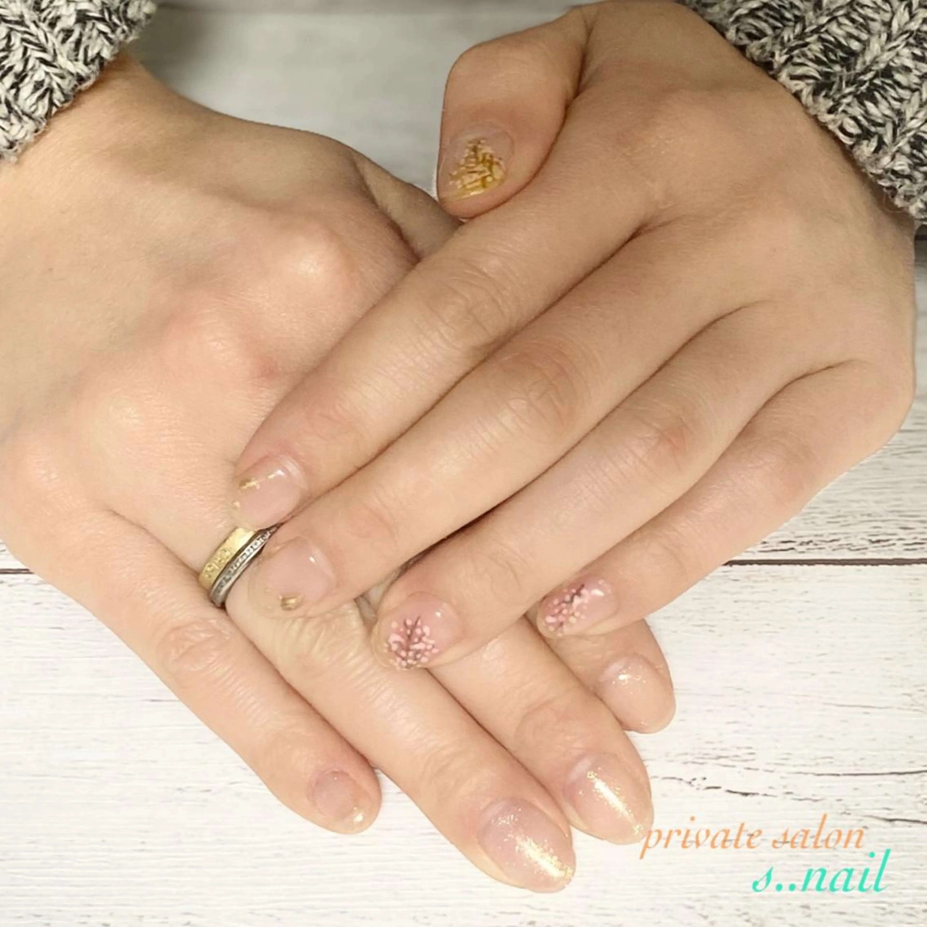 ネイル 桜ネイル クリアネイル ニュアンスネイル シンプルネイル ハンドネイル フットネイル s..nail / MORITAのネイルデザイン