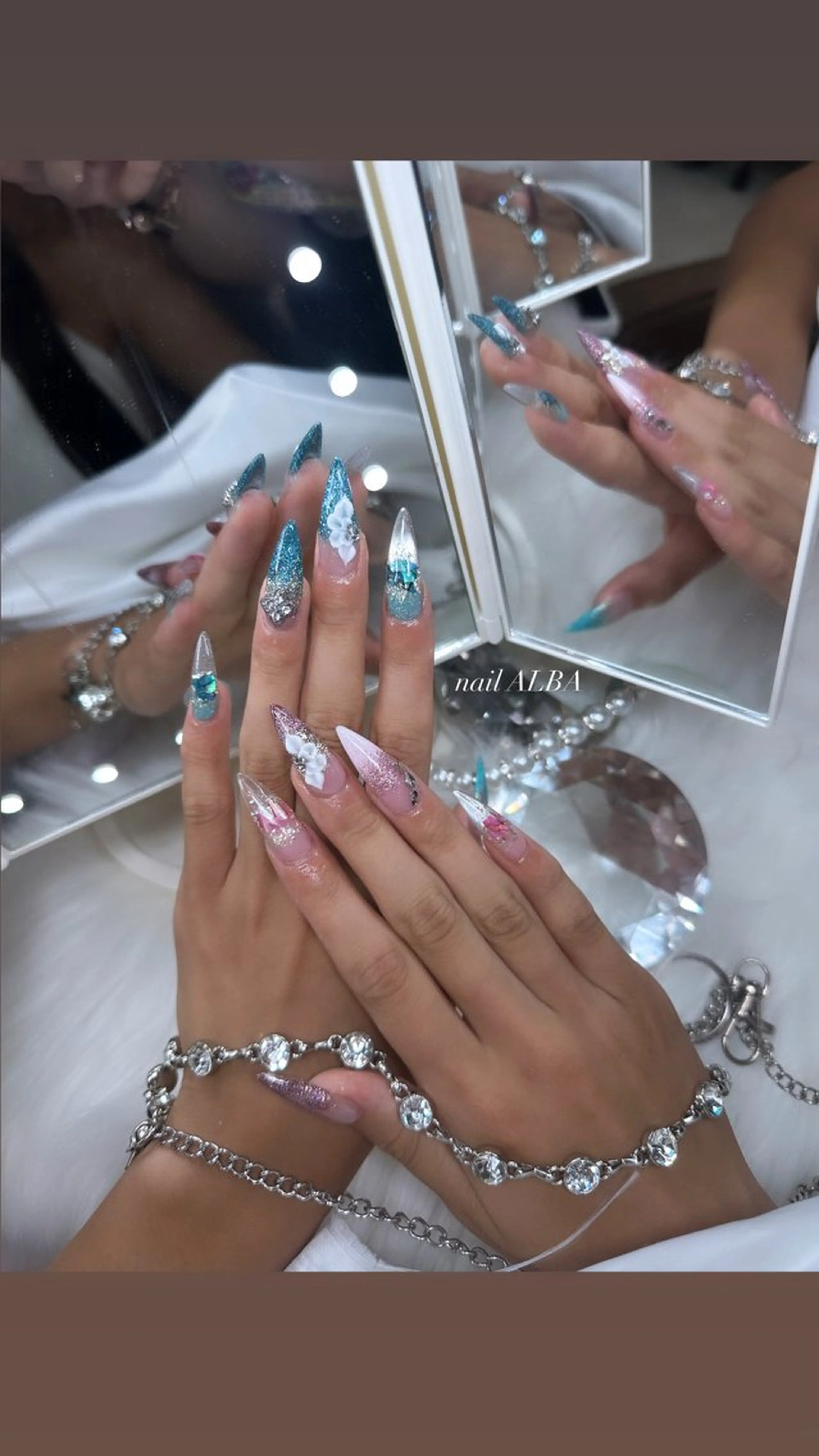 ネイル 加納 莉音のネイルデザイン