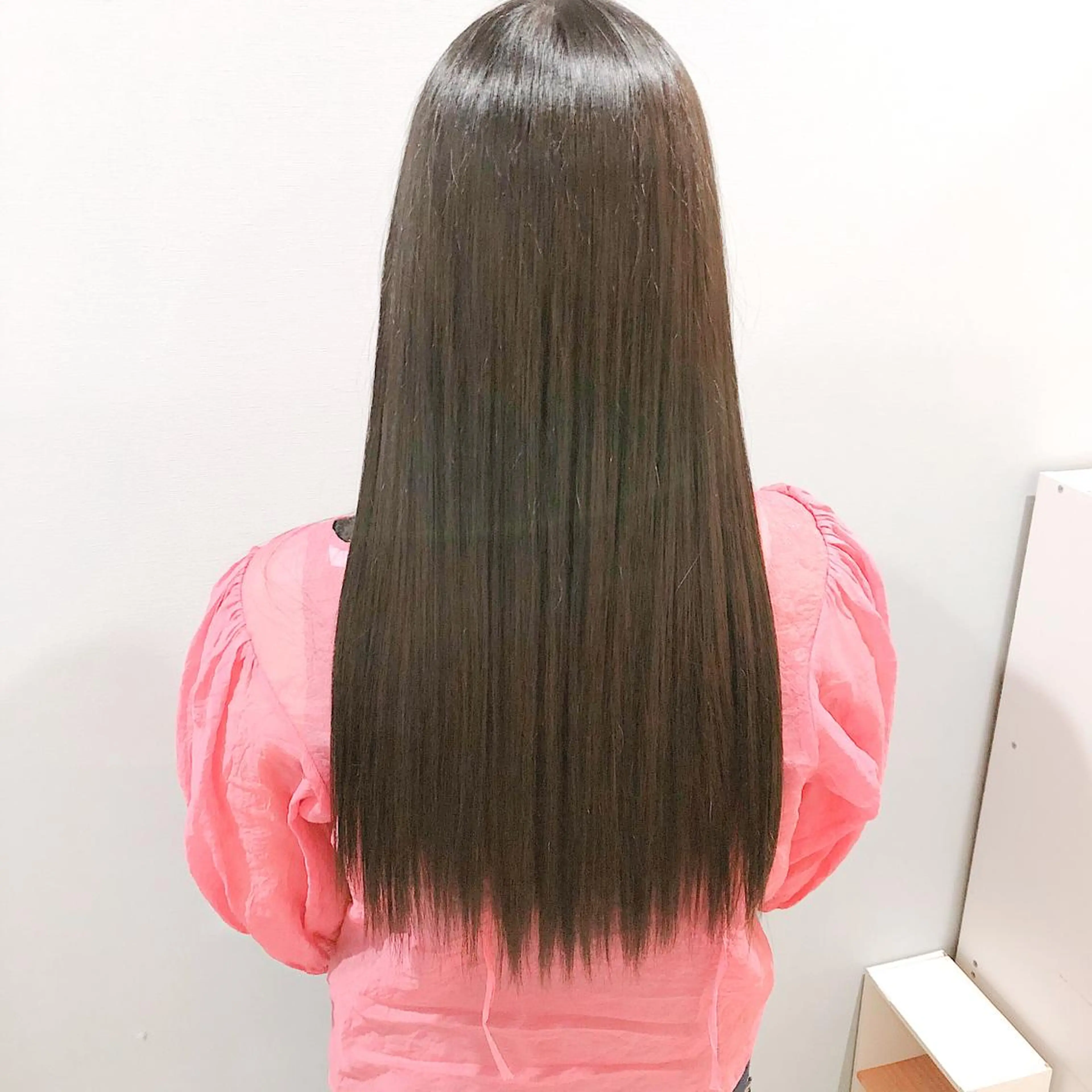 ロング ボブ 髪質改善 縮毛矯正 トリートメント 酸熱トリートメント 美髪専門サロン kazuのヘアスタイル